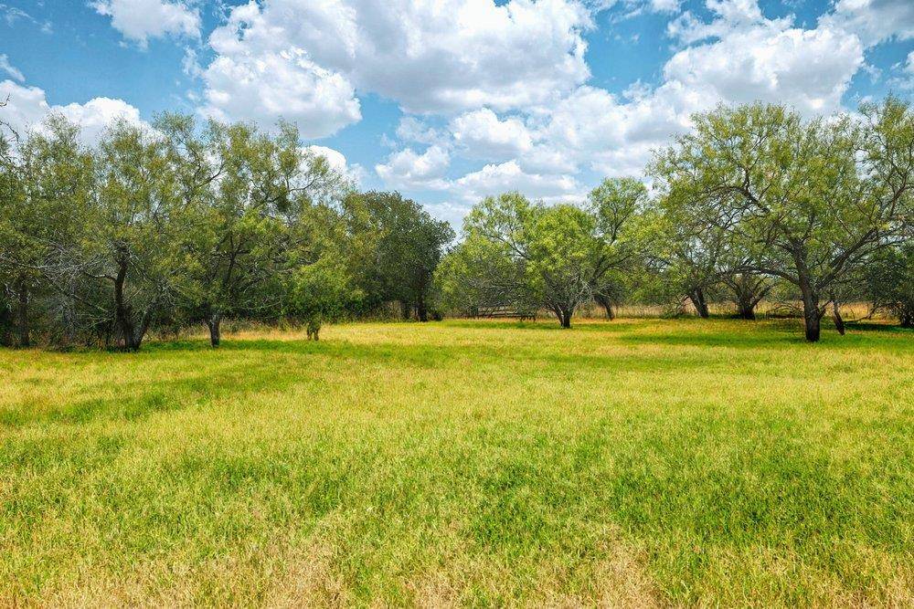5112 E US Highway 290 HWY #12, Fredericksburg, TX 78624
