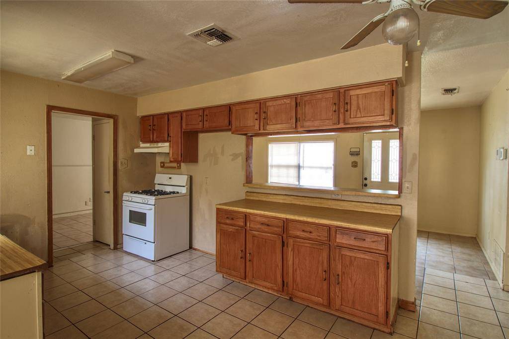 5607 Summer Gold Dr, San Antonio, TX 78222