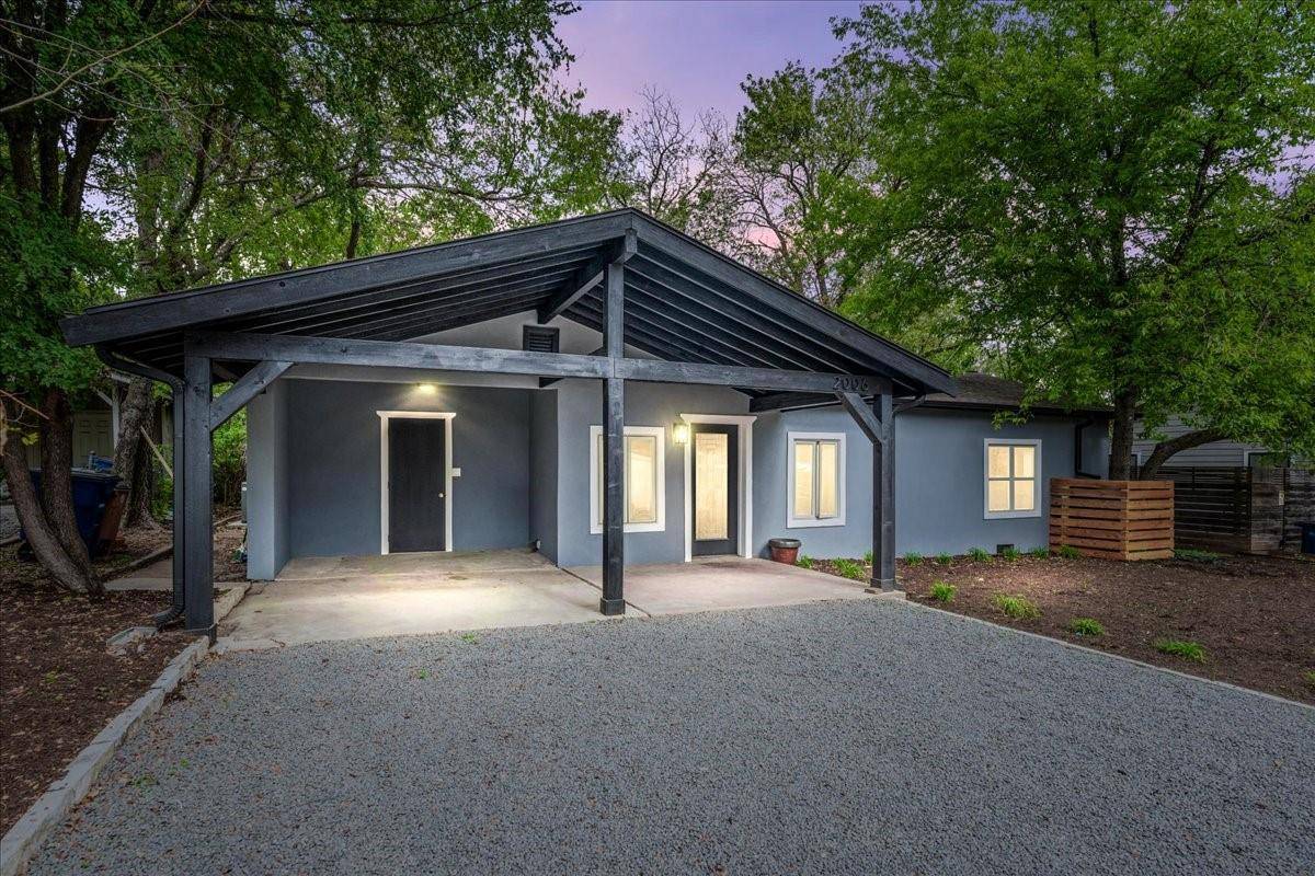 2006 De Verne ST, Austin, TX 78704