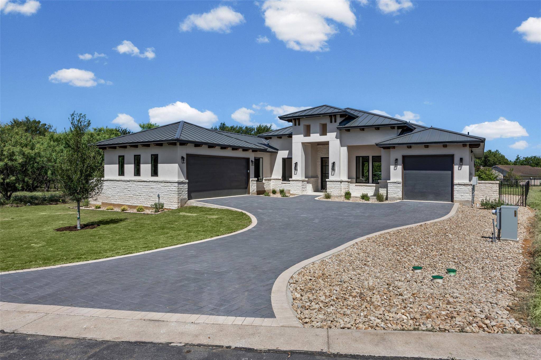 112 Winchester, Horseshoe Bay, TX 78657
