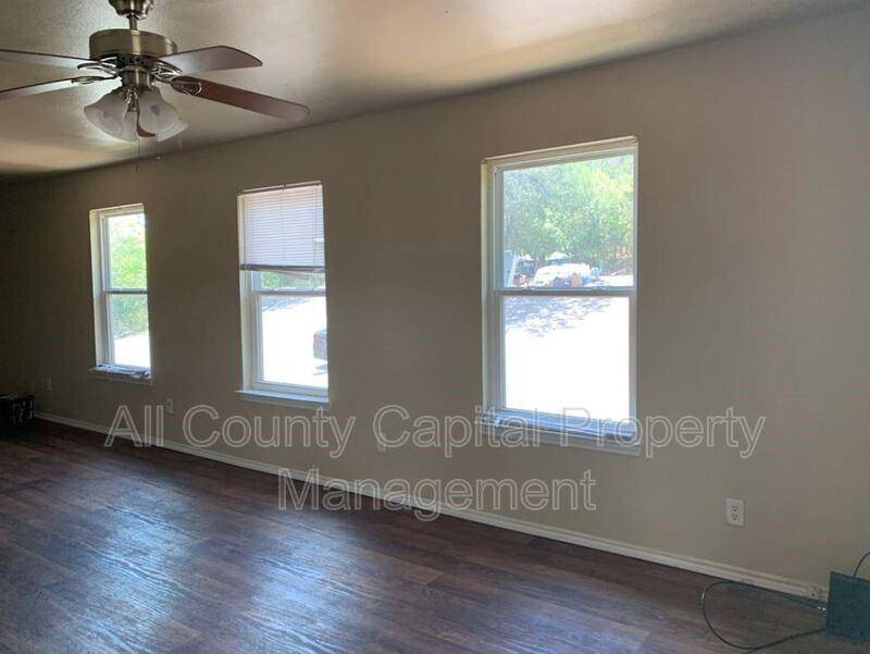 1011 Advance ST #1011, San Marcos, TX 78666