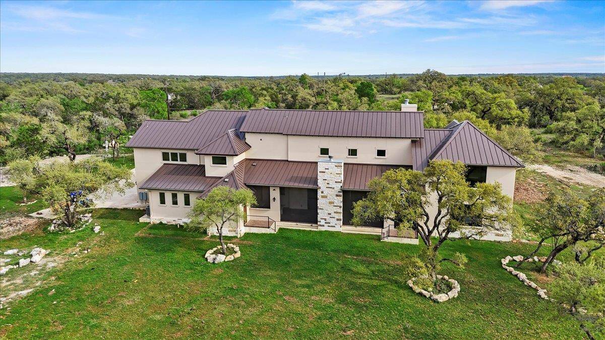 1951 Bridlewood Ranches DR, San Marcos, TX 78666