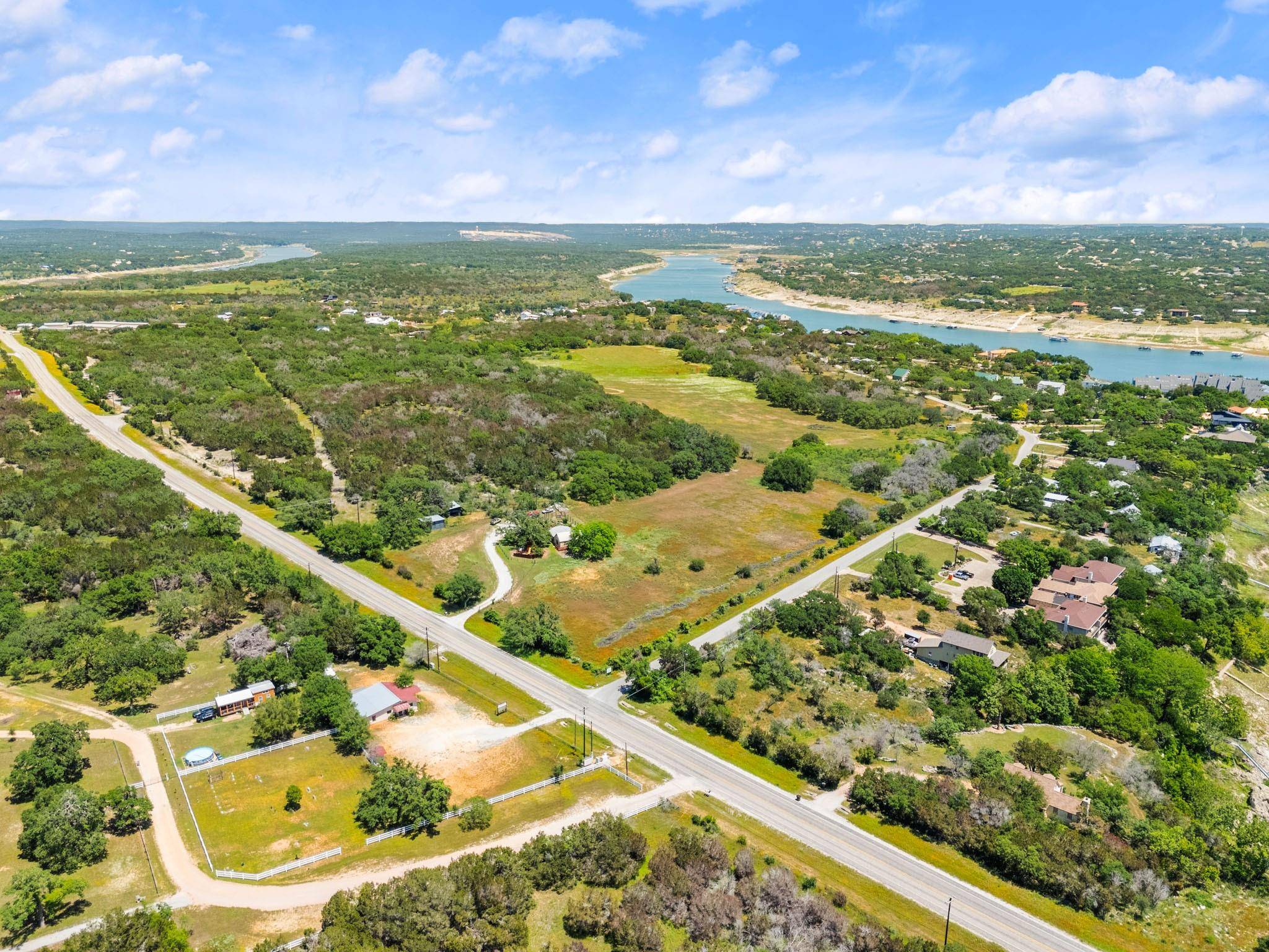 525 Pace Bend RD N, Spicewood, TX 78669