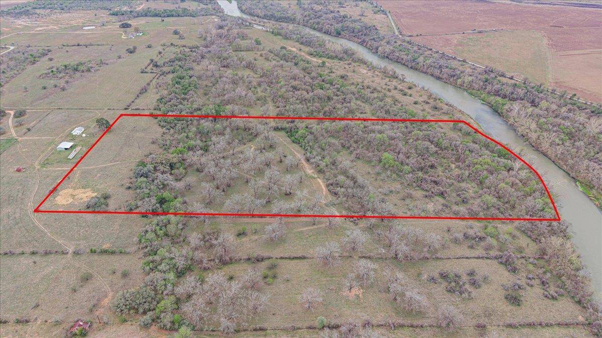 TBD TBD, Smithville, TX 78957