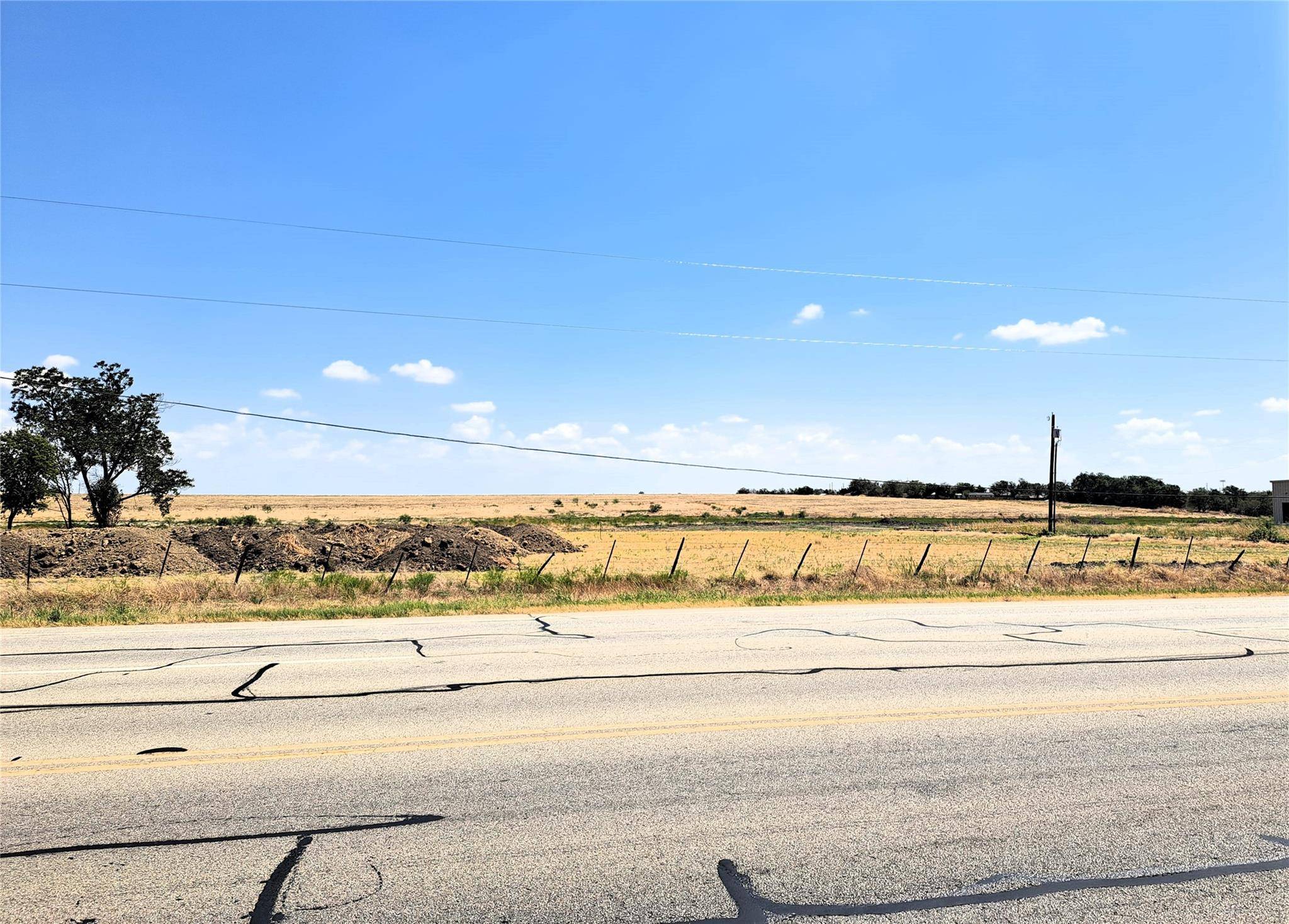 5800 HWY 95 N HWY, Granger, TX 76530