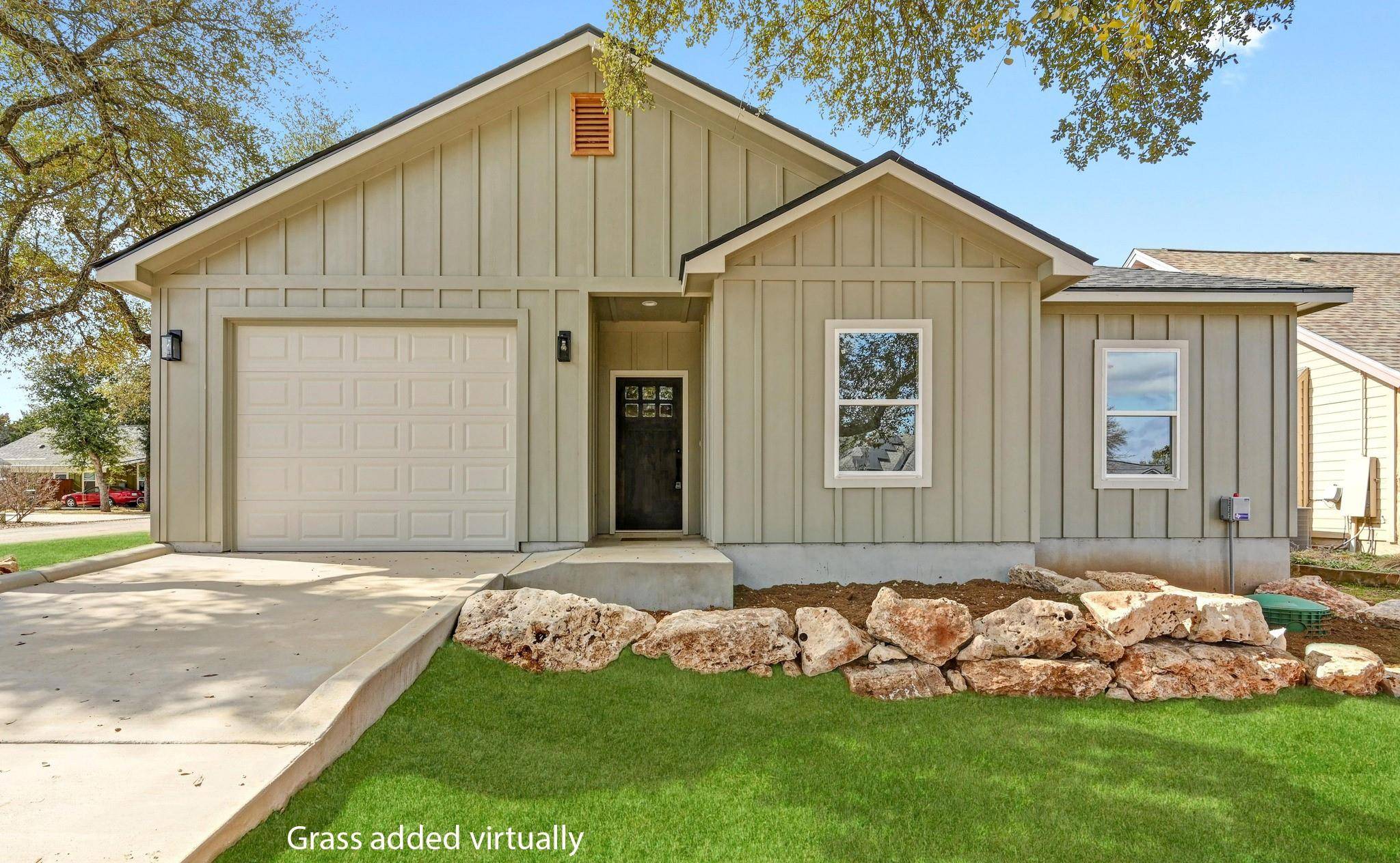 1 Happy Hollow LN, Wimberley, TX 78676
