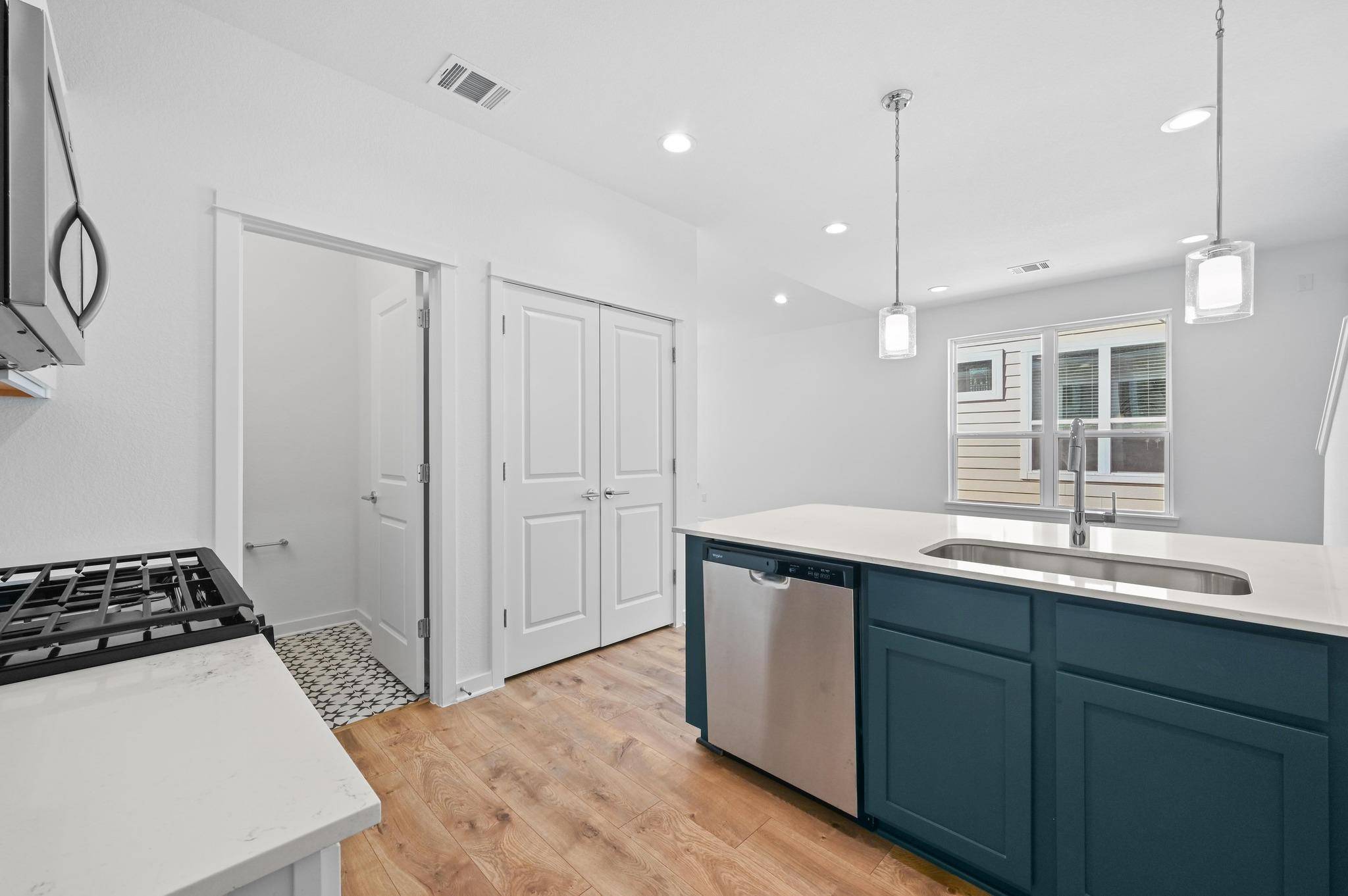 458 Orleanian DR #A, Buda, TX 78610