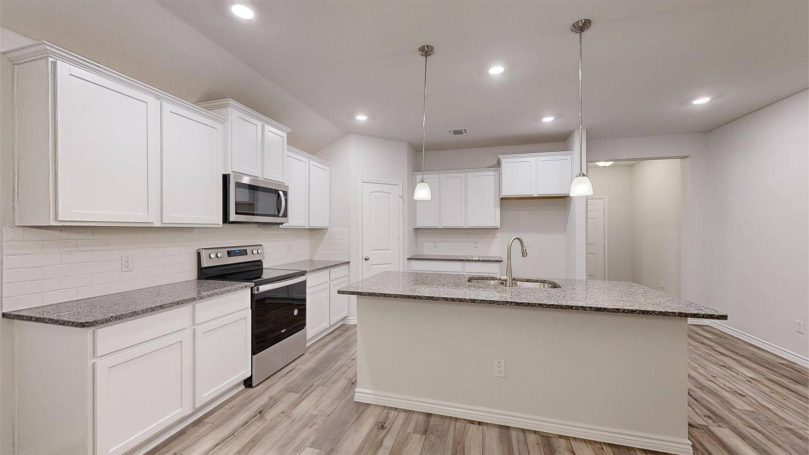 700 Gauge RD, Thorndale, TX 76577