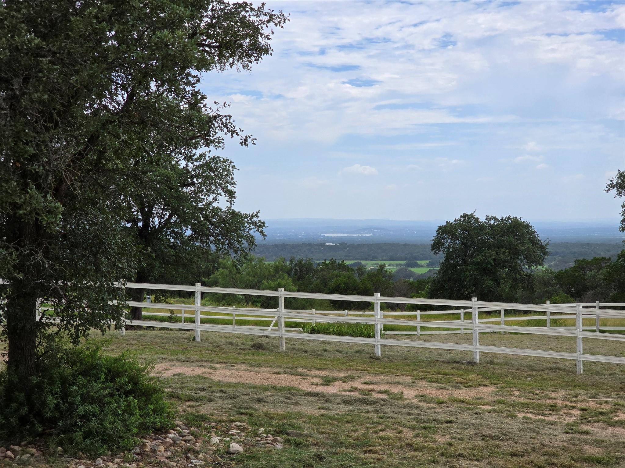 1251 Stone Mountain DR, Marble Falls, TX 78654