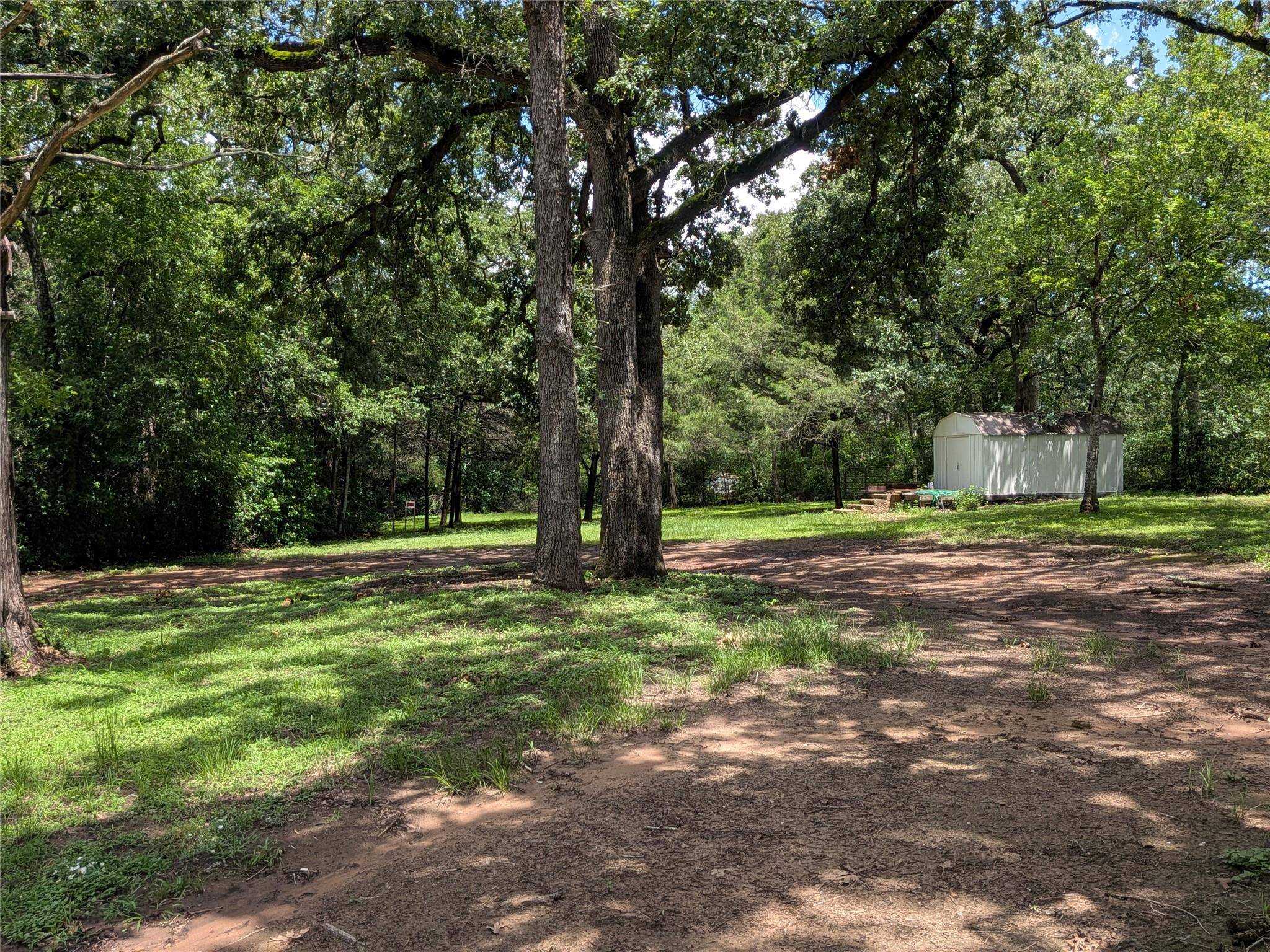 9278 N Highway 77 HWY, Lexington, TX 78947