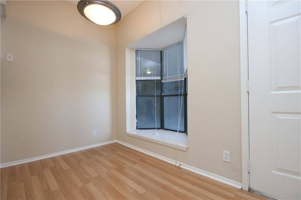 2818 Nueces ST #302, Austin, TX 78705