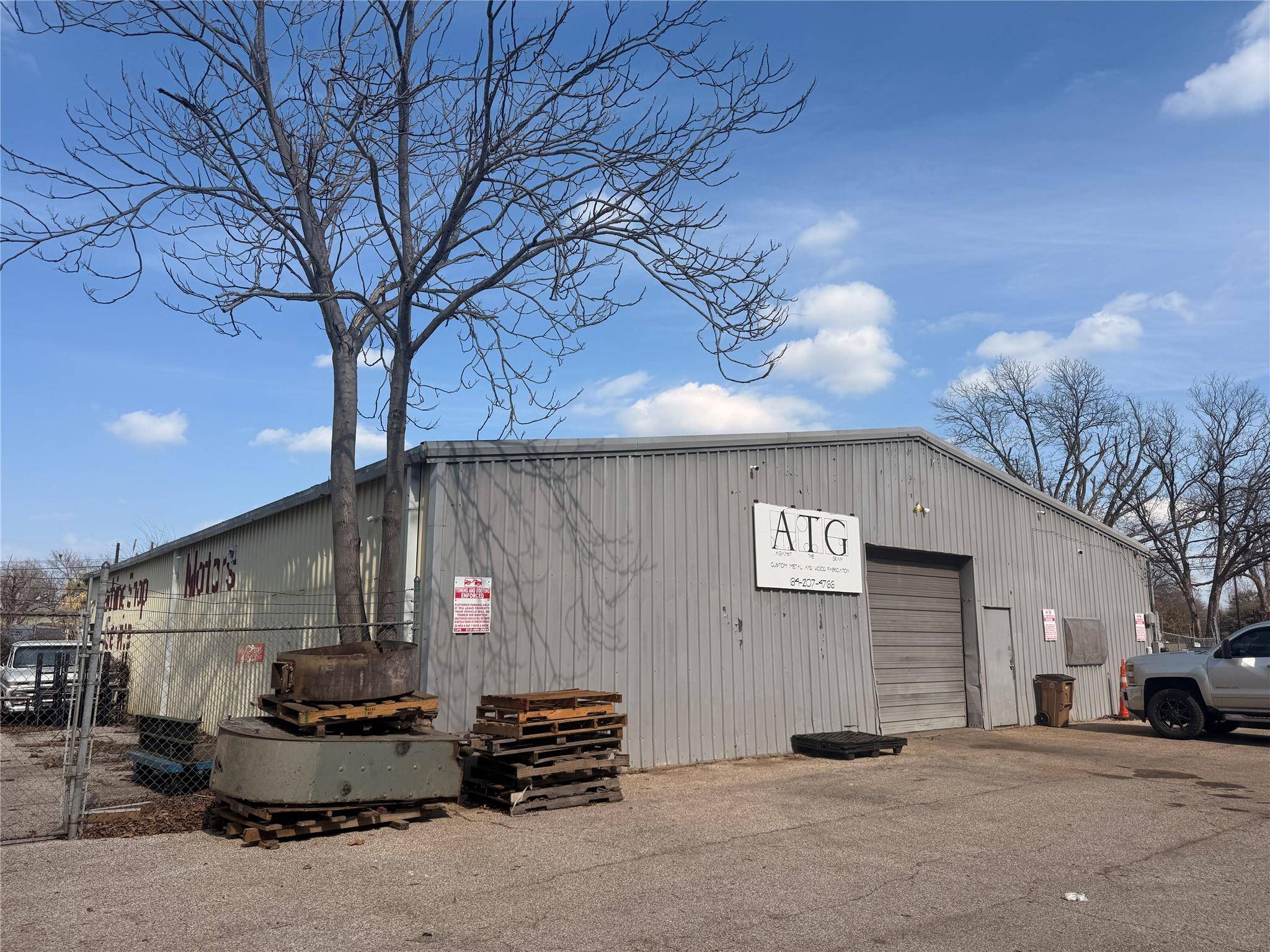 2406 Hidalgo ST, Austin, TX 78702