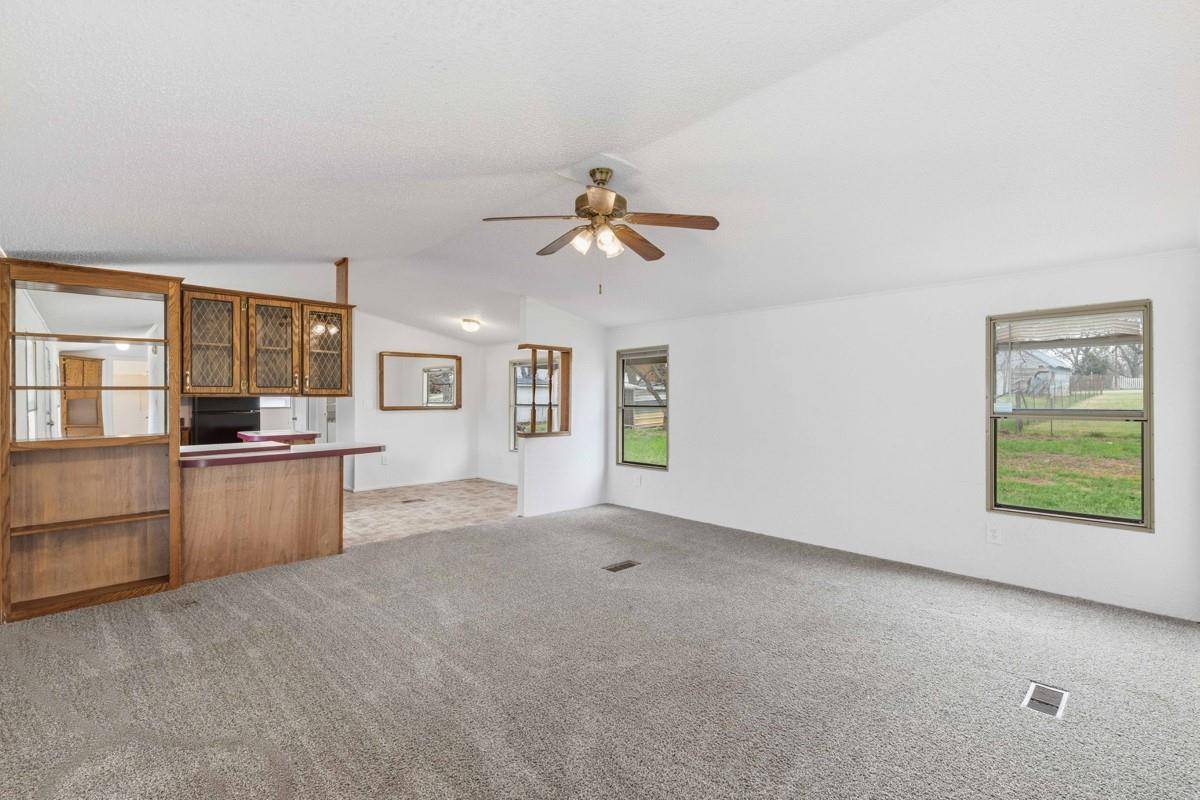 608 4th St Blanket, Early, TX 76432