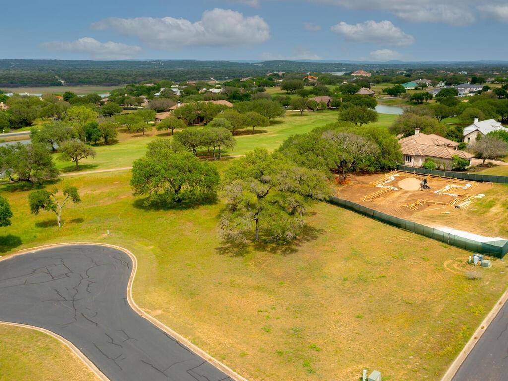 2101 Chipshot CT, Spicewood, TX 78669