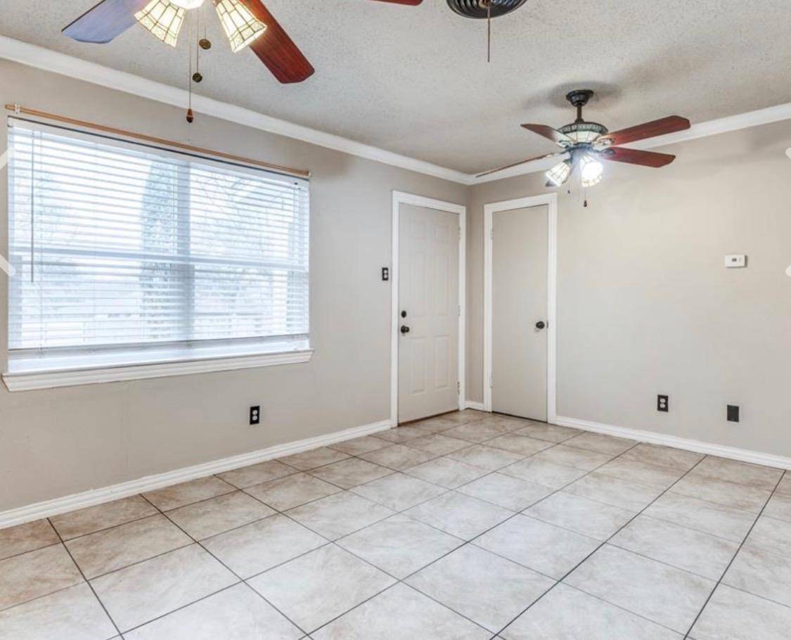 4744 Richard ST, Forest Hill, TX 76119