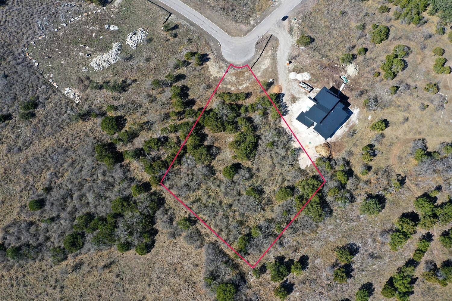 146 Eagle Basin CIR, Spicewood, TX 78669