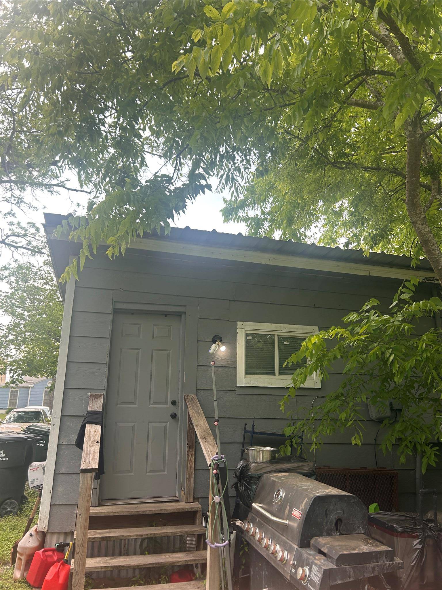 611-613 N 6th ST, Temple, TX 76501