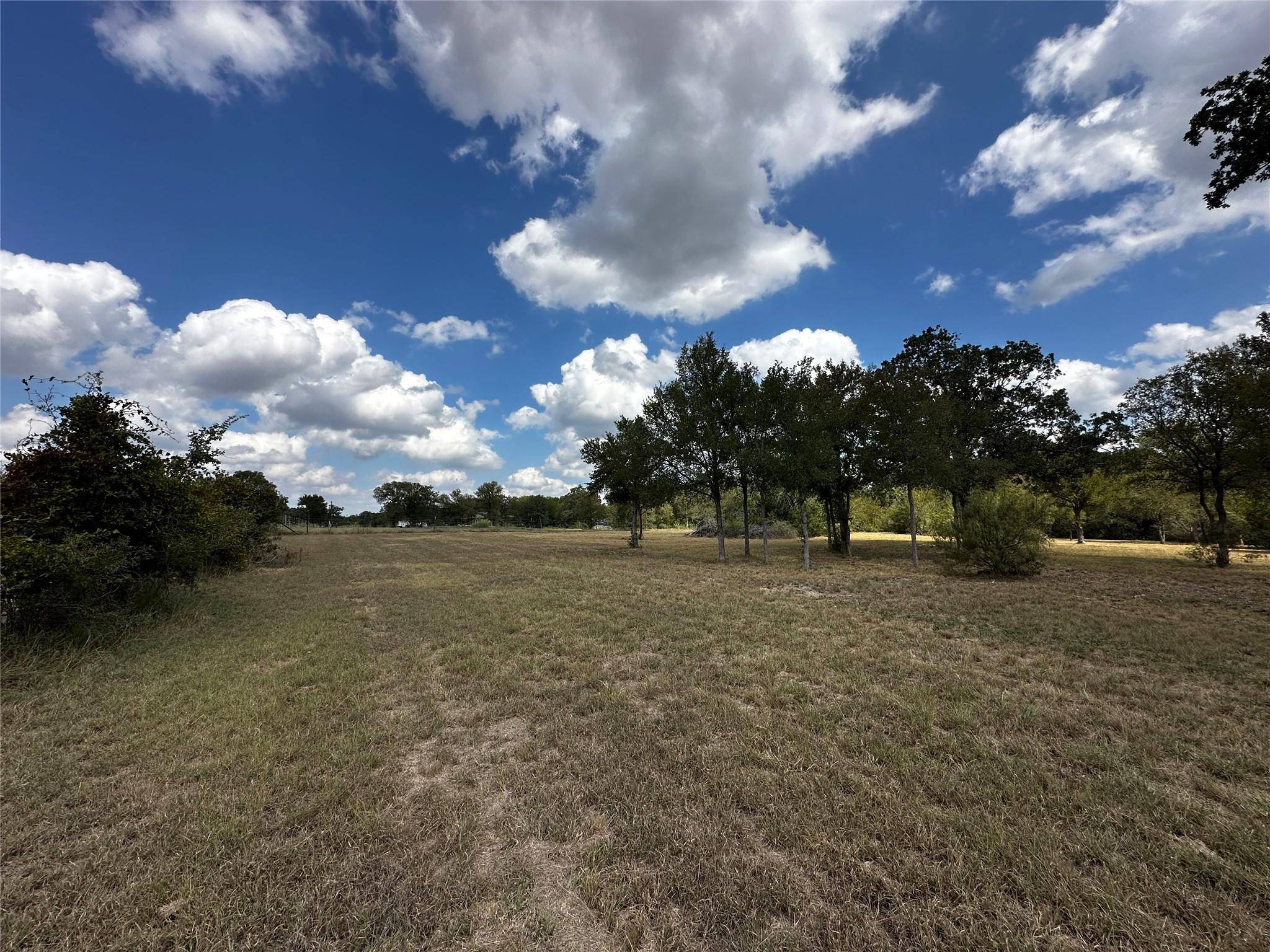 1501 Old Colony Line RD, Dale, TX 78616