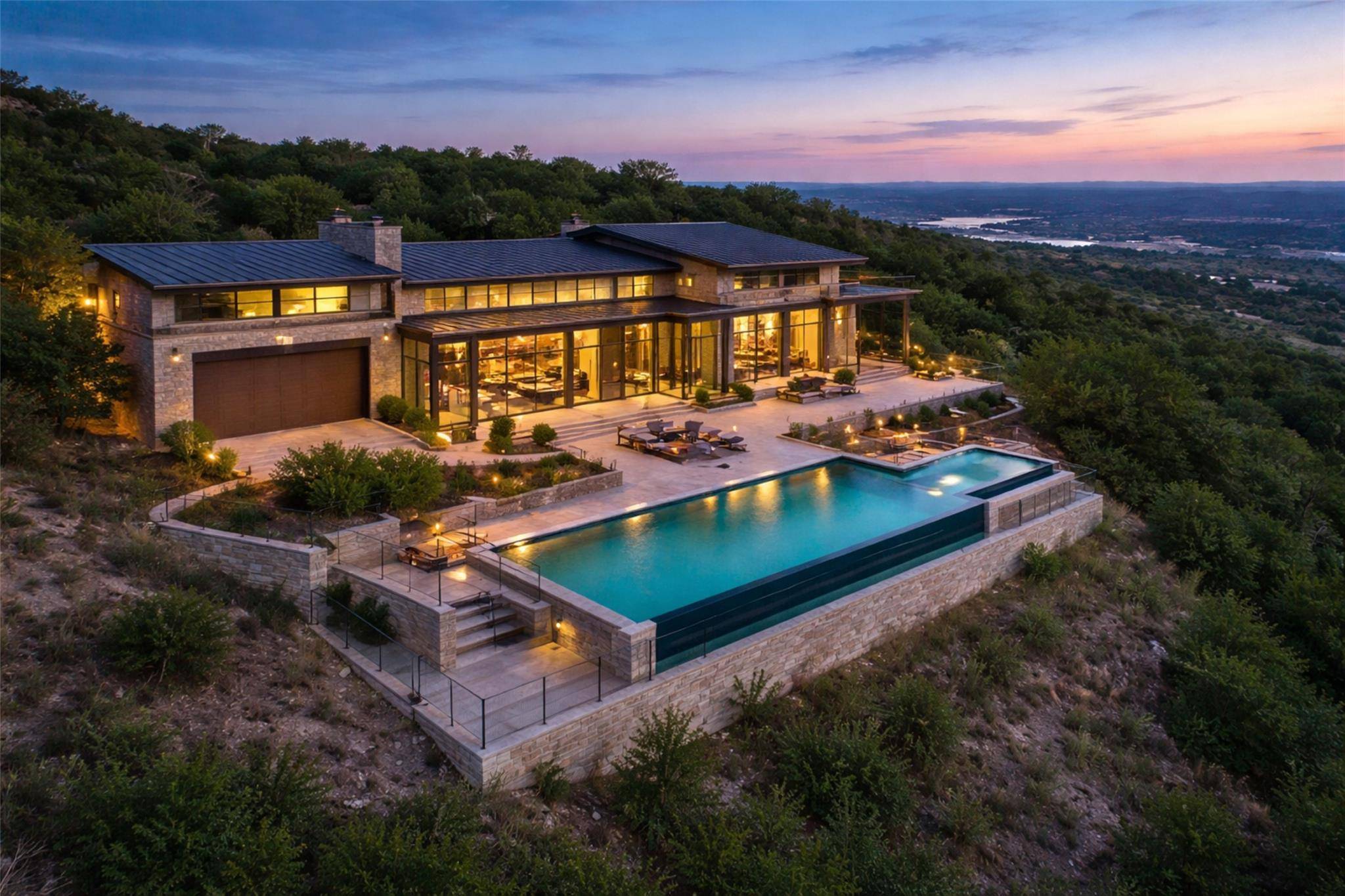 8224 Bar K Ranch RD, Lago Vista, TX 78645