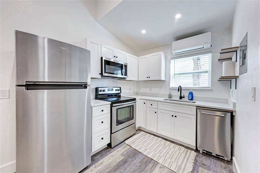 2302 Leon Leon ST #6, Austin, TX 78705