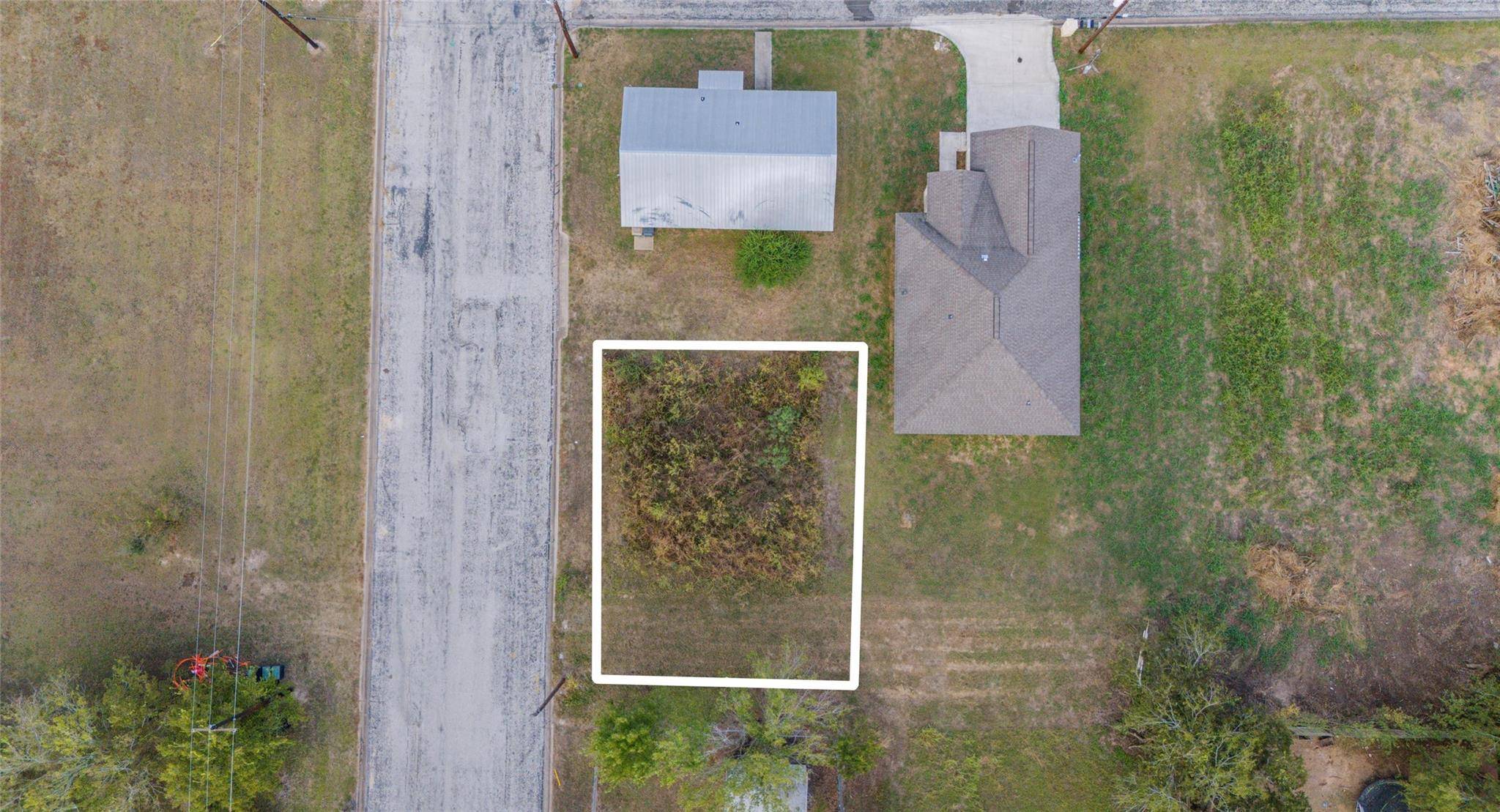 366 N Dallas ST, Giddings, TX 78942