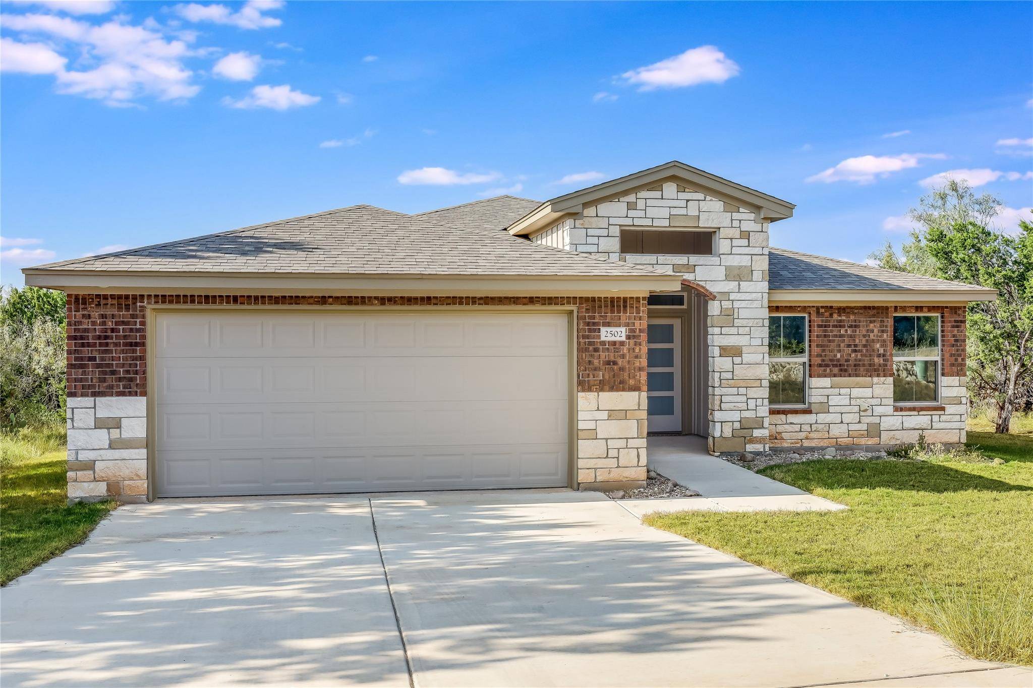 2502 Truman DR, Lago Vista, TX 78645