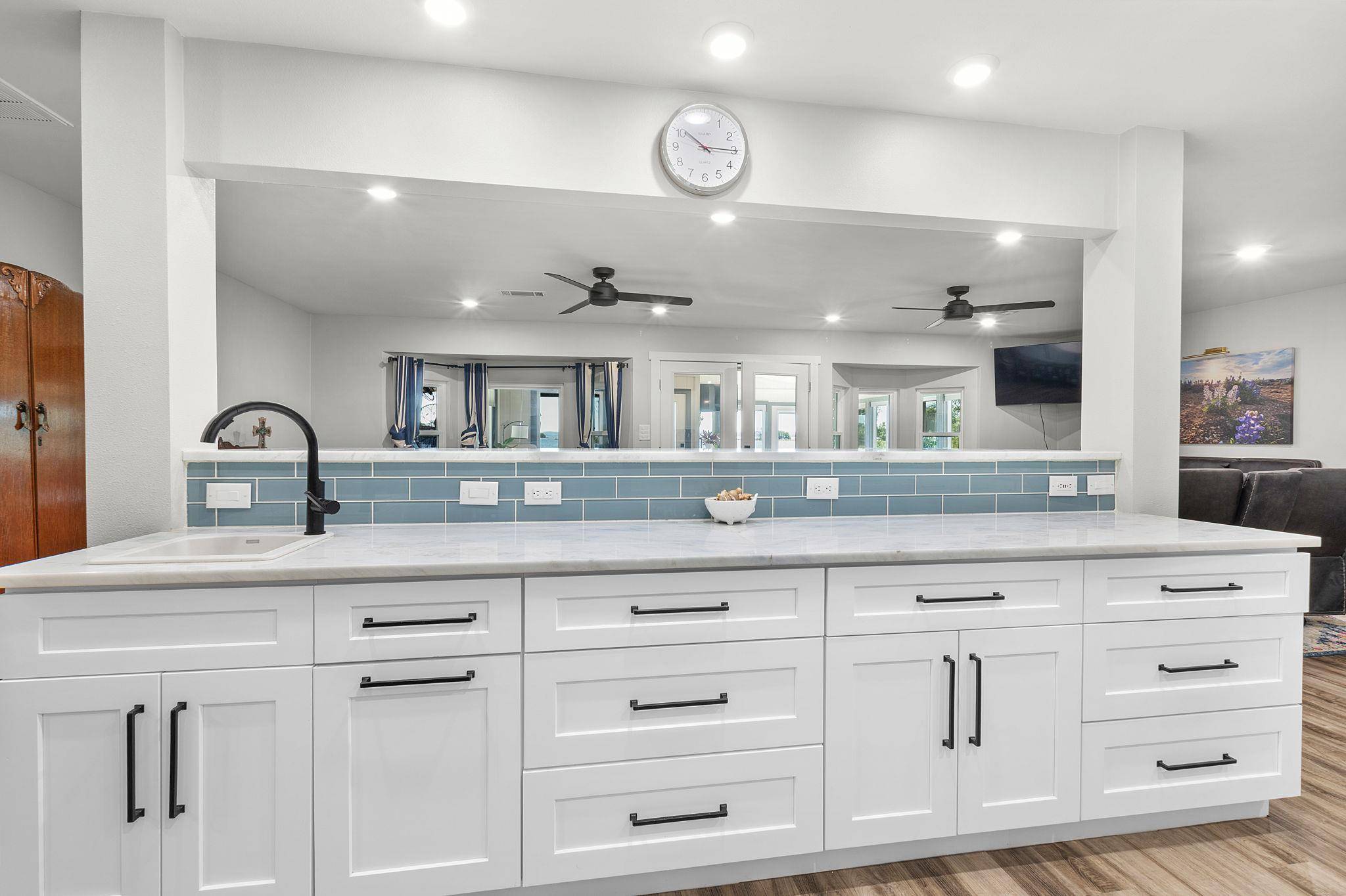 208 Iris LN, Buchanan Dam, TX 78609