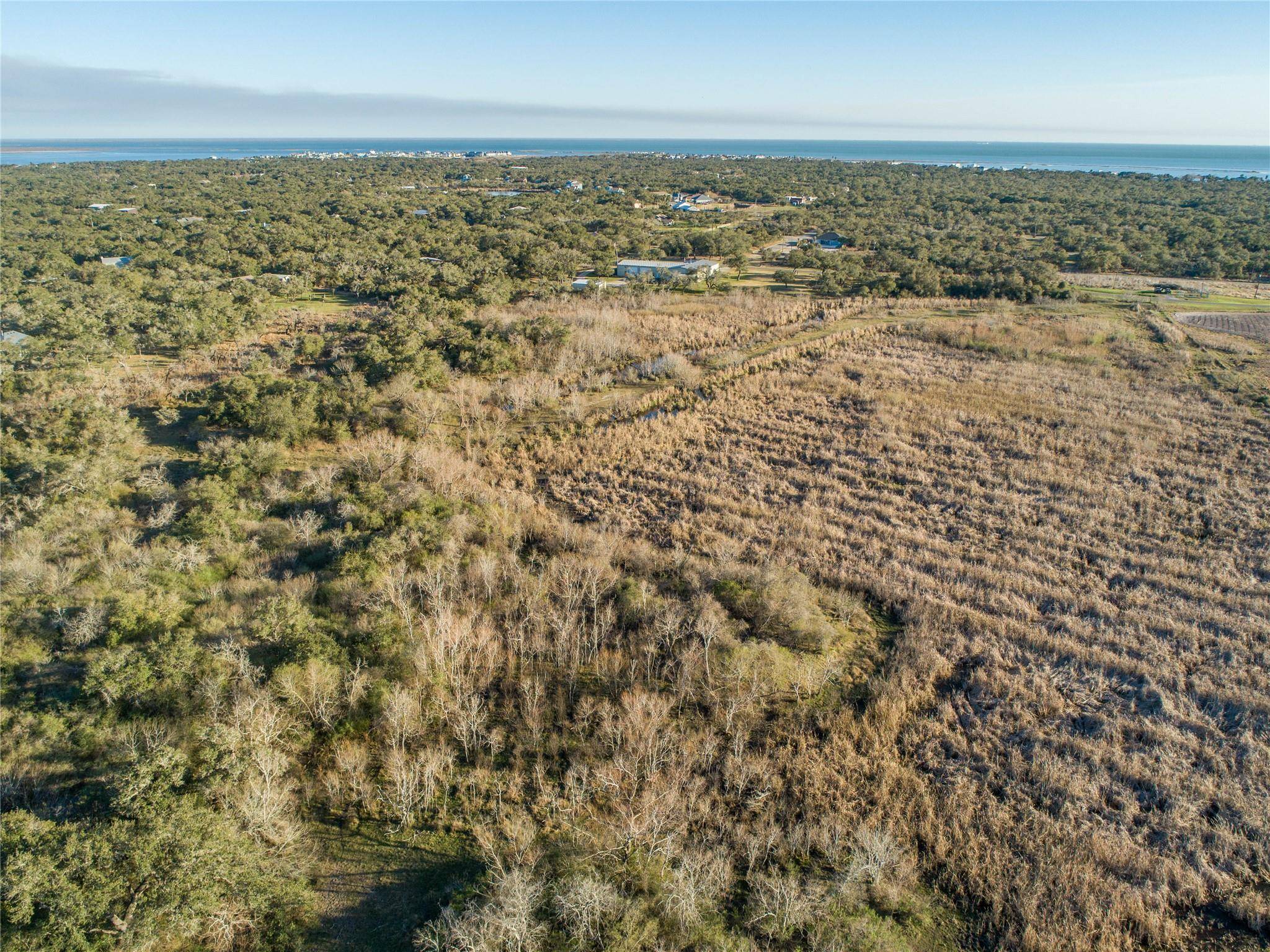 6498 N Hwy 35, Rockport, TX 78382