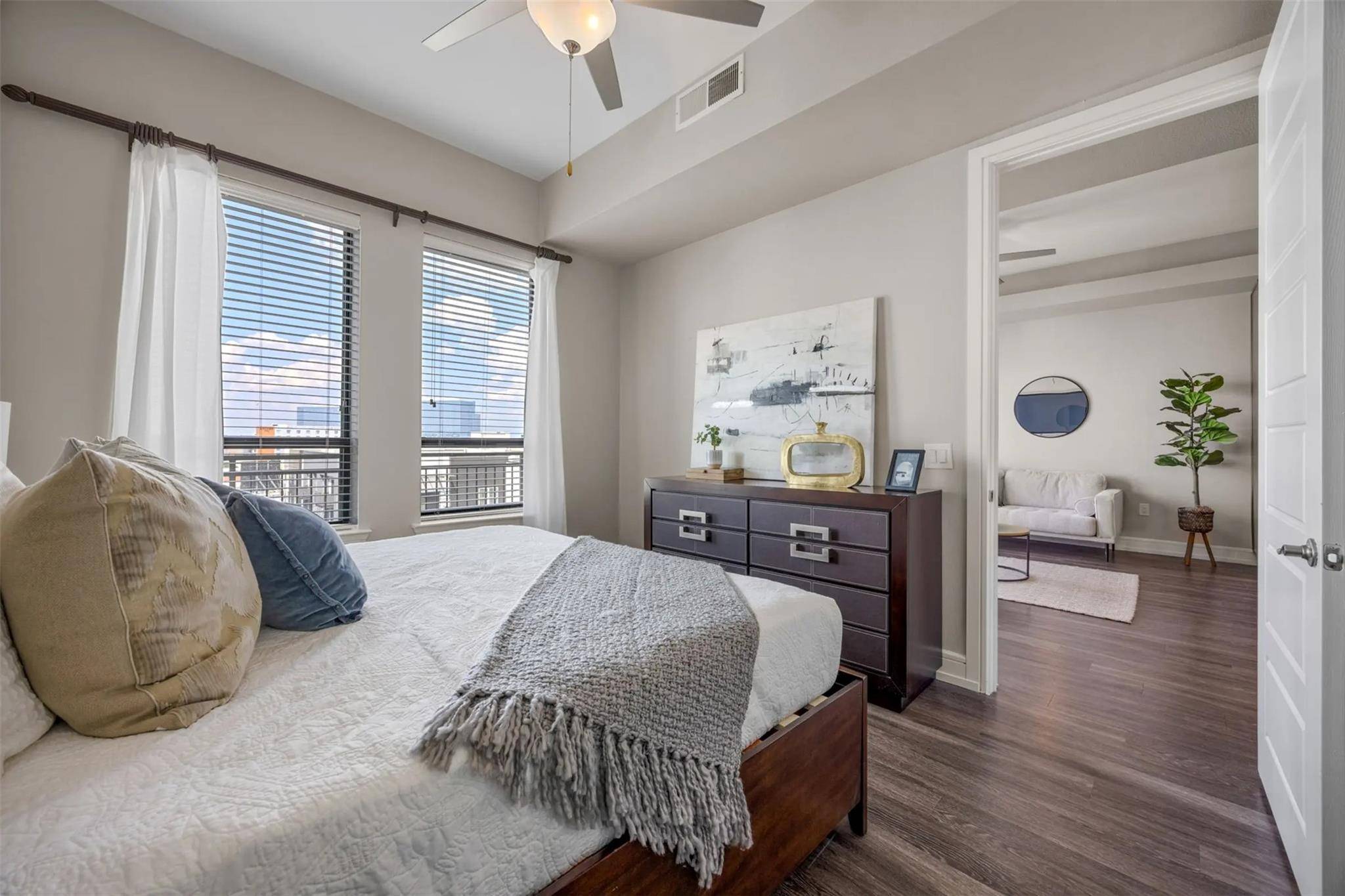 3201 Esperanza XING #418, Austin, TX 78758