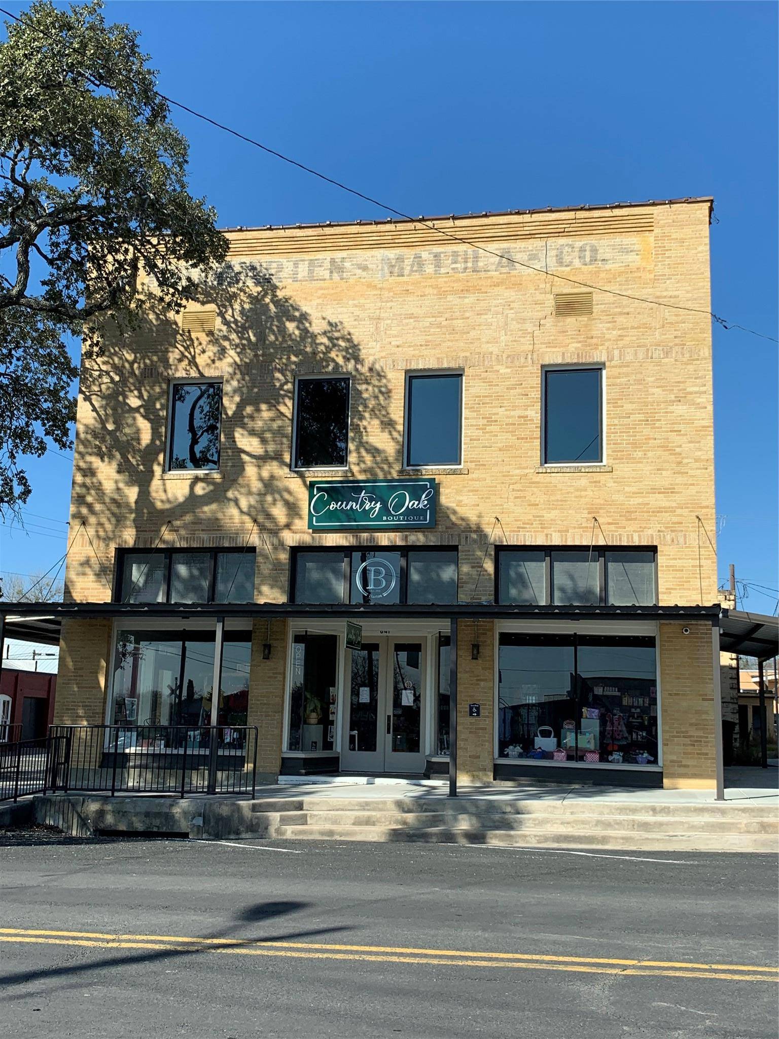 640 N Main ST, Schulenburg, TX 78956