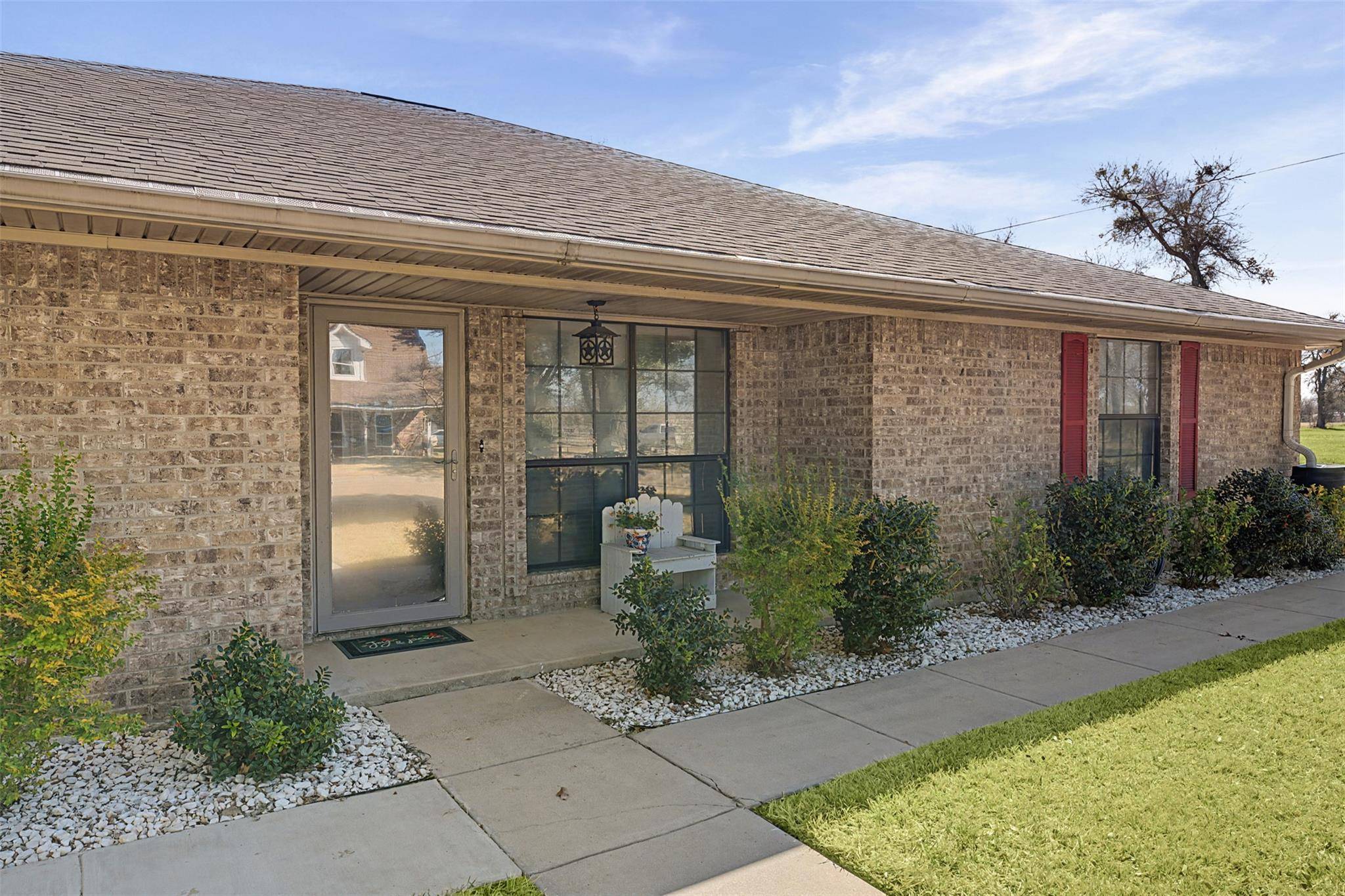 1601 Sunset CIR, Cameron, TX 76520