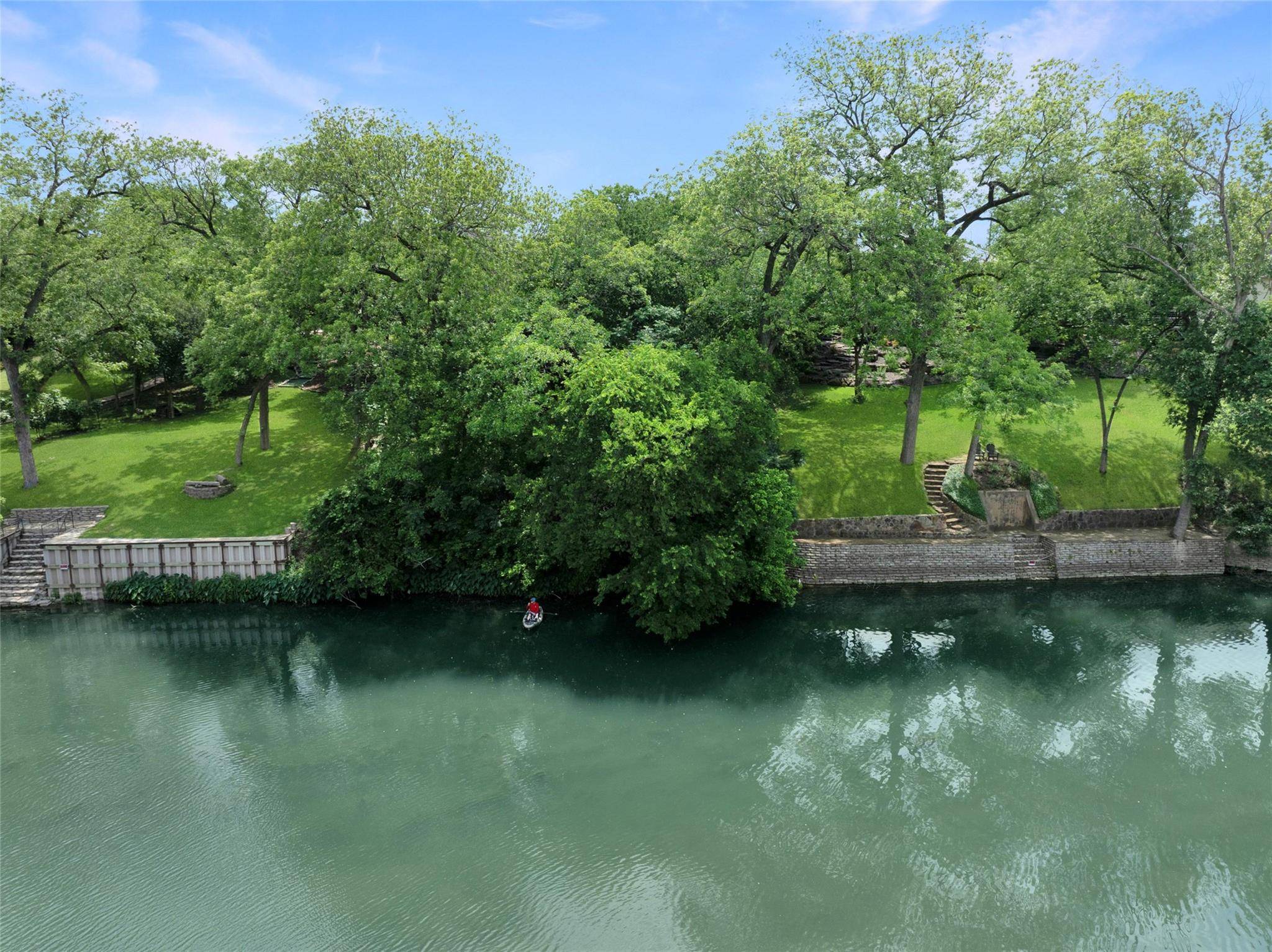 1049 River TER, New Braunfels, TX 78130