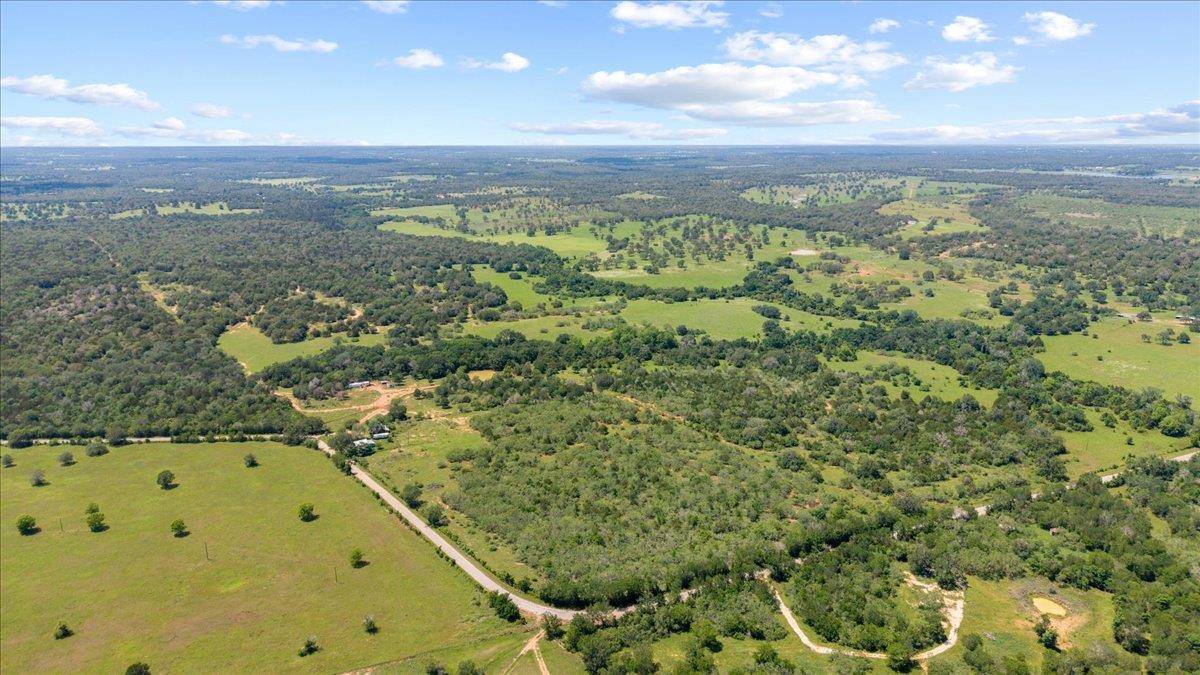 1648 Jeddo RD, Rosanky, TX 78953