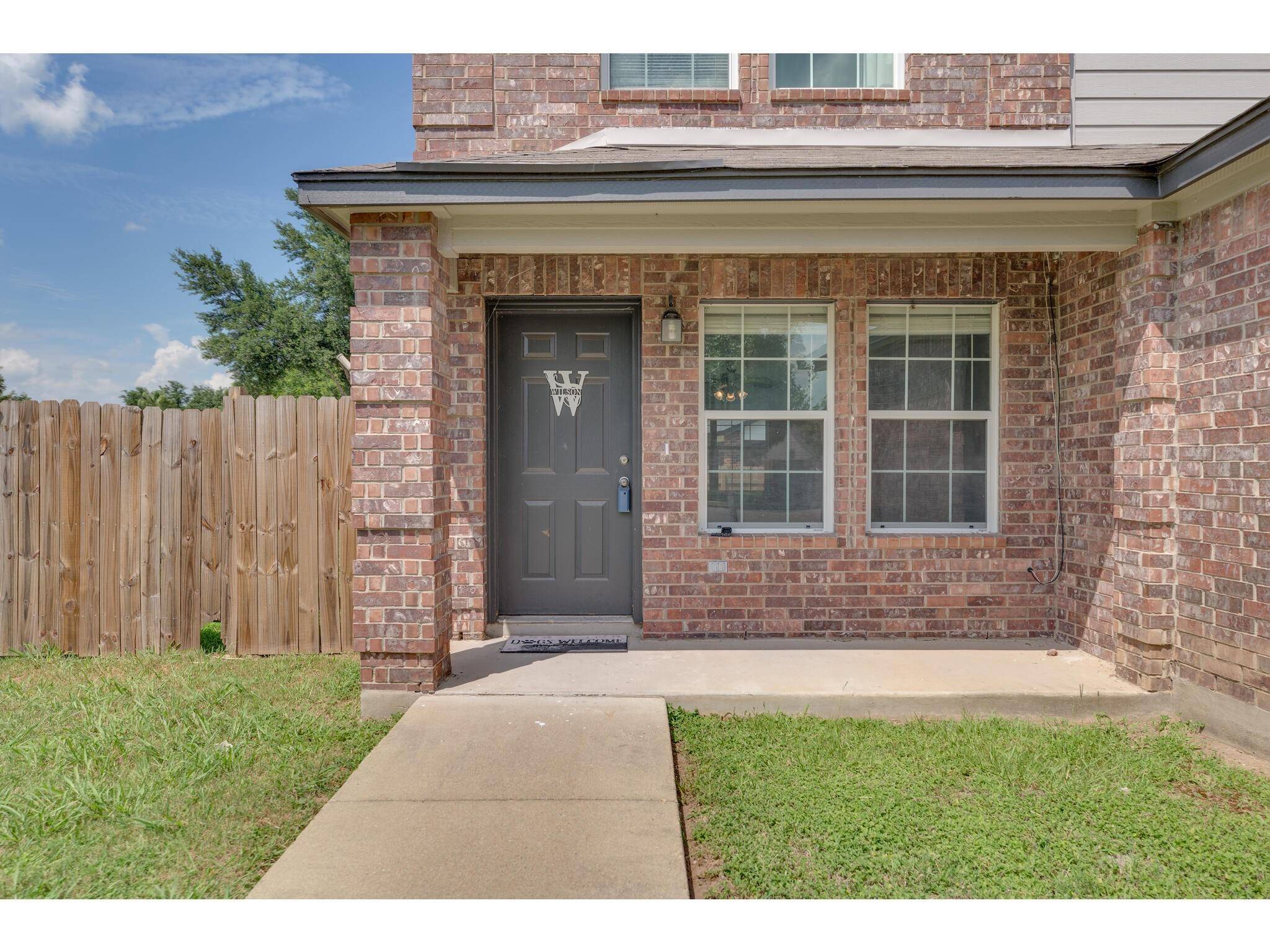 401 Blanco Woods BLVD, Elgin, TX 78621