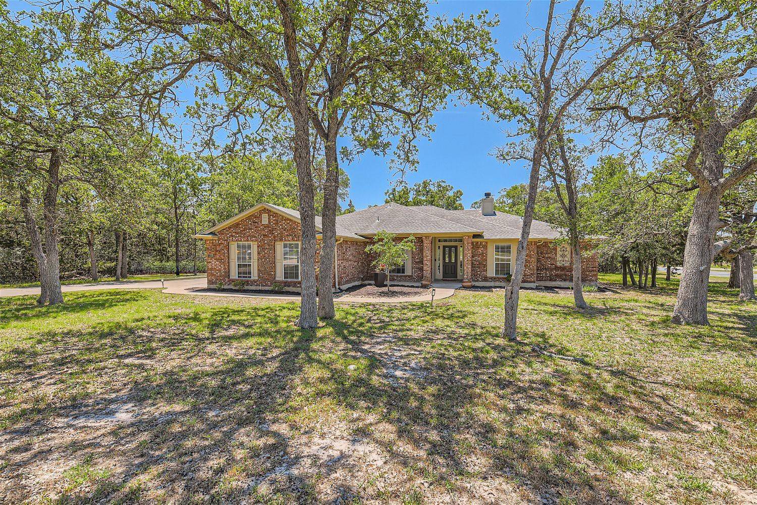 103 Hornsby TRL, Bastrop, TX 78602