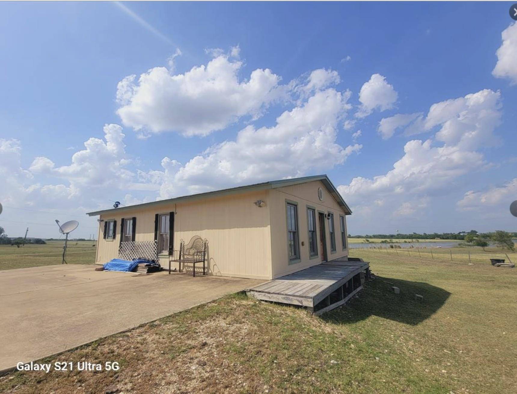 1150 CR 405, Taylor, TX 76574