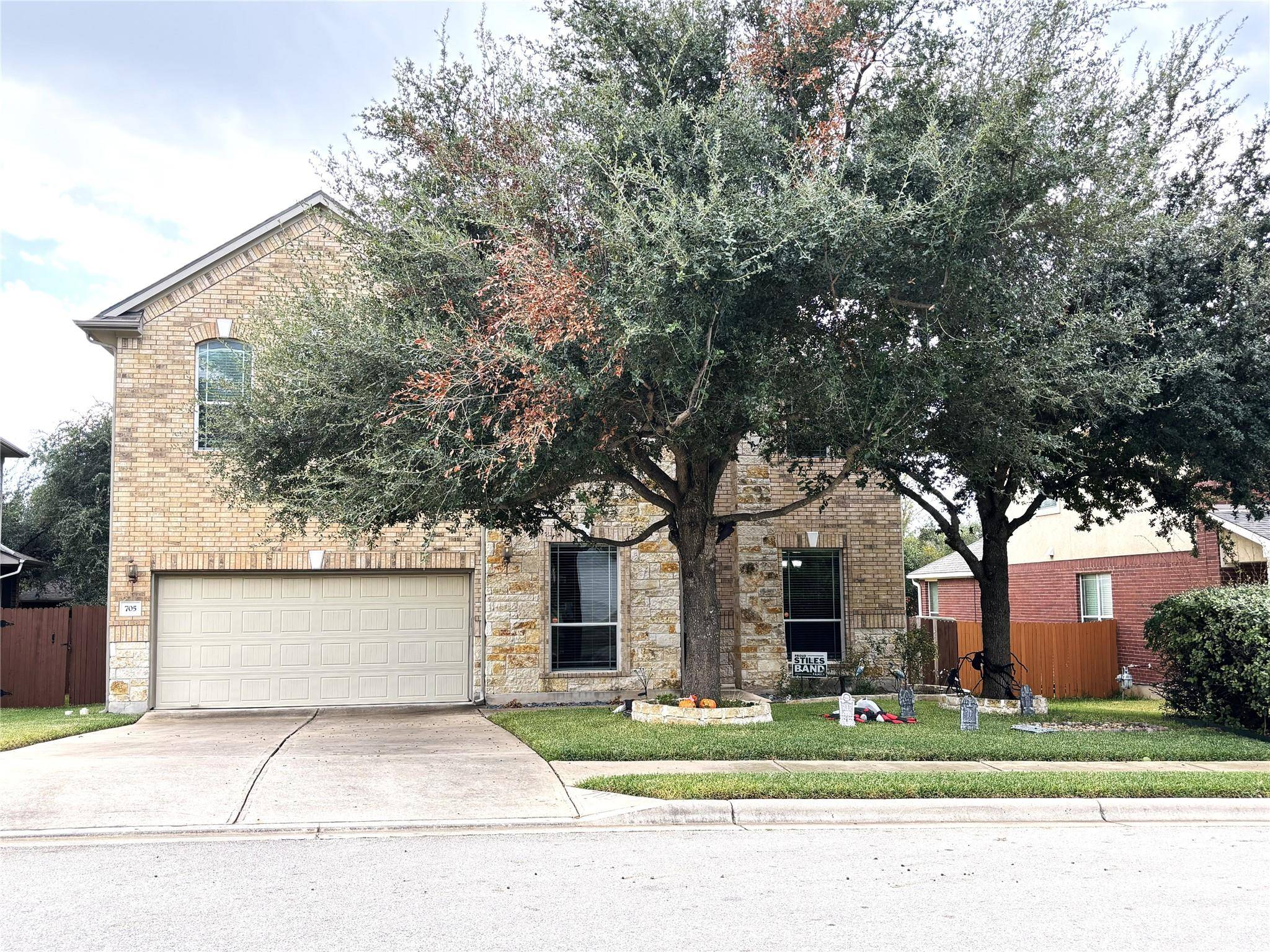 705 S Frontier LN, Cedar Park, TX 78613