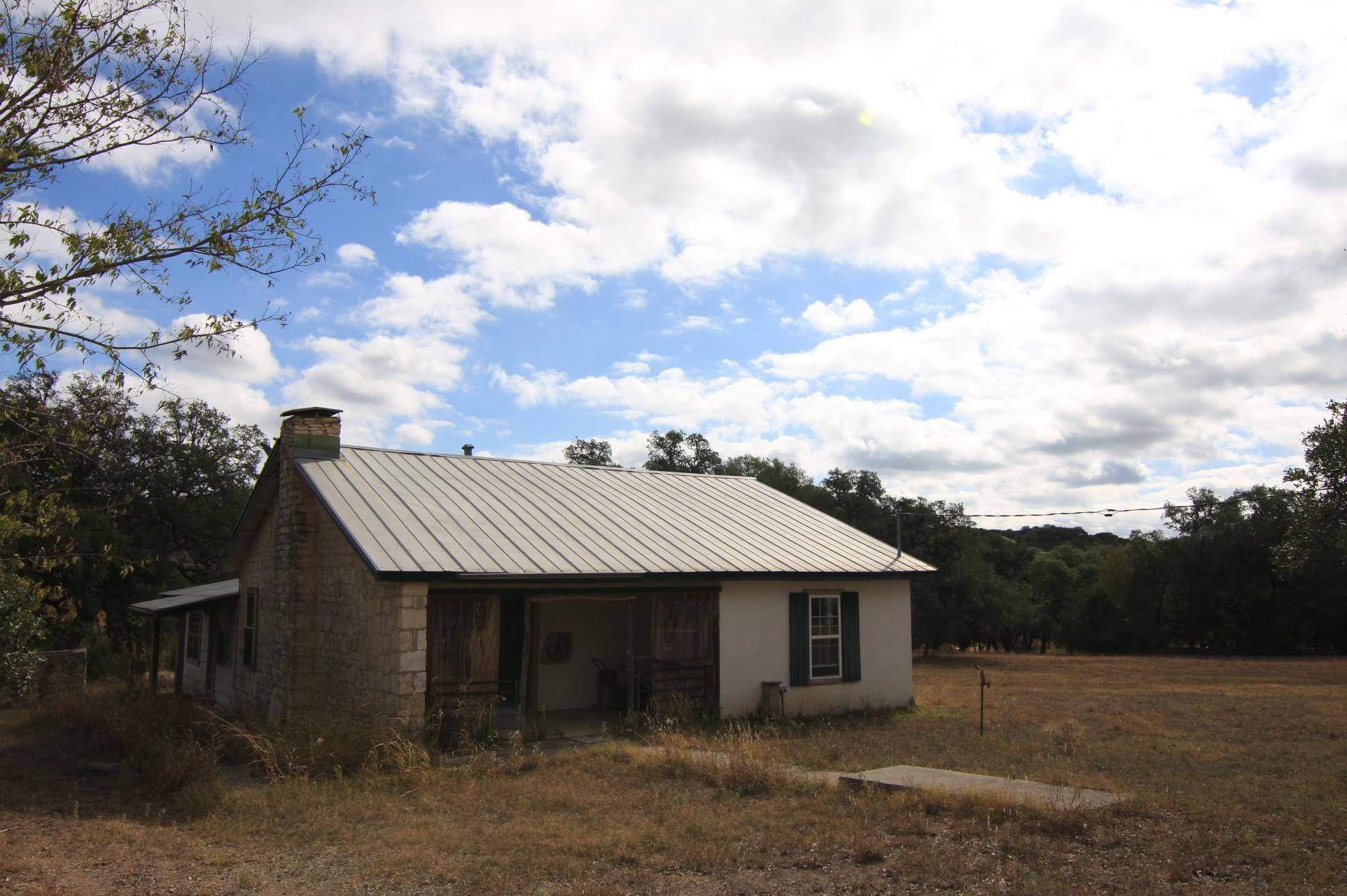 8170 N US Hwy 281 HWY, Blanco, TX 78606