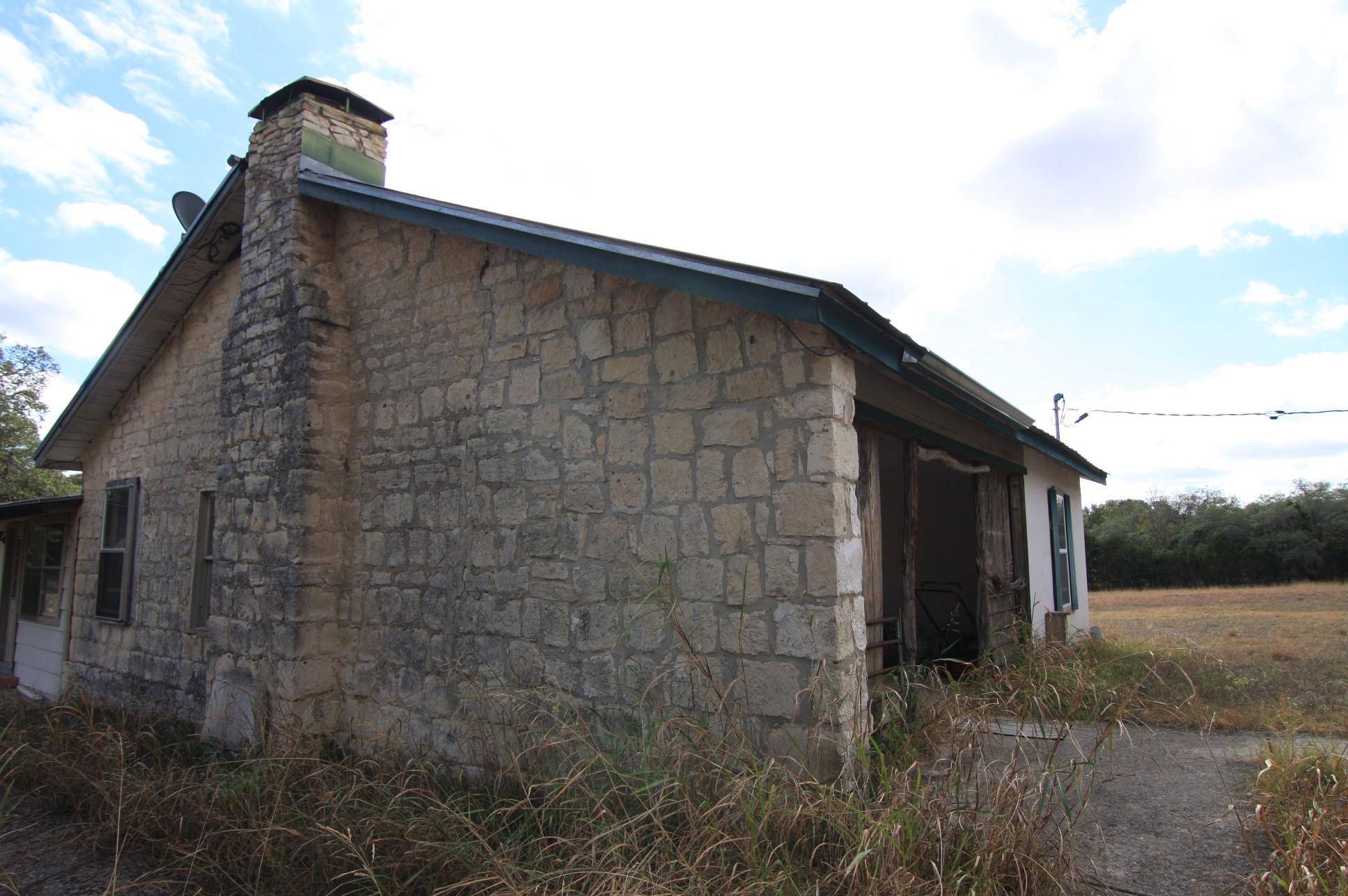 8170 N US Hwy 281 HWY, Blanco, TX 78606