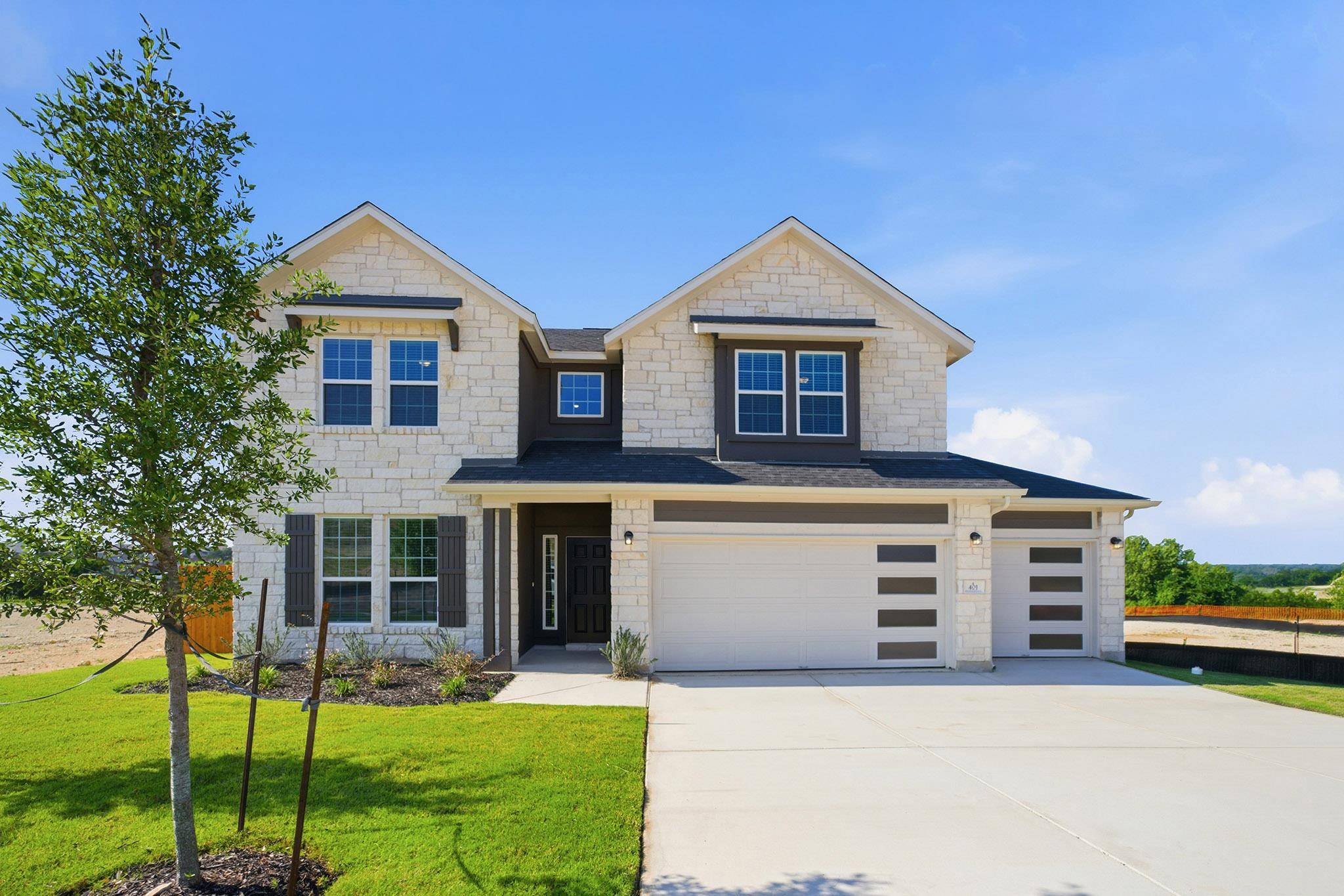 401 Joy LN, Liberty Hill, TX 78642