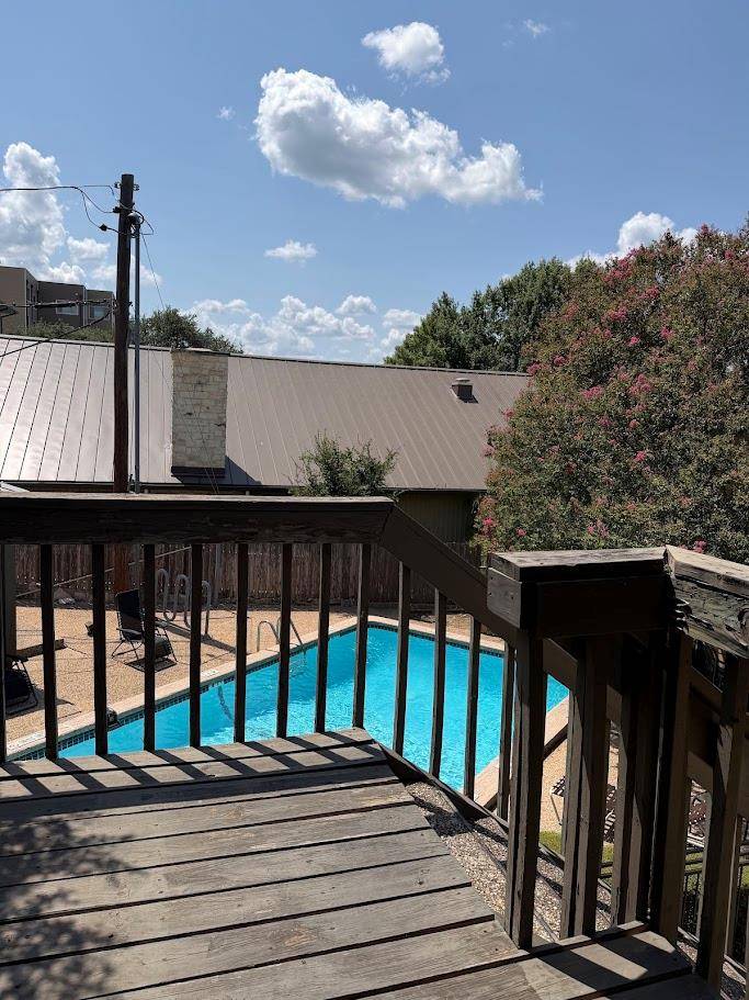 1000 W 26TH ST #212, Austin, TX 78705