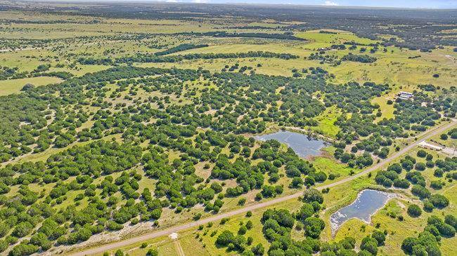 000 Watson-Yeary RD, Lampasas, TX 76550
