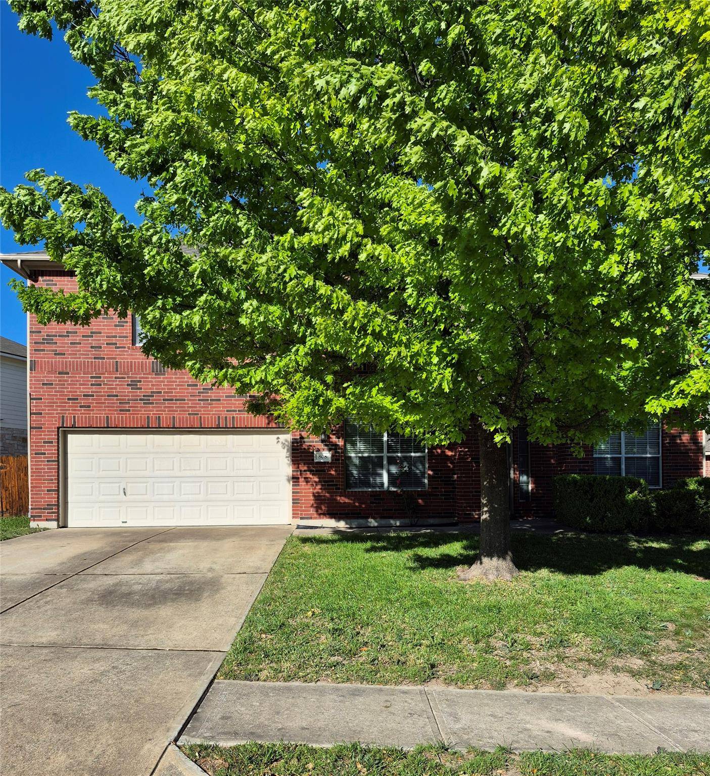 808 Busleigh Castle WAY, Pflugerville, TX 78660