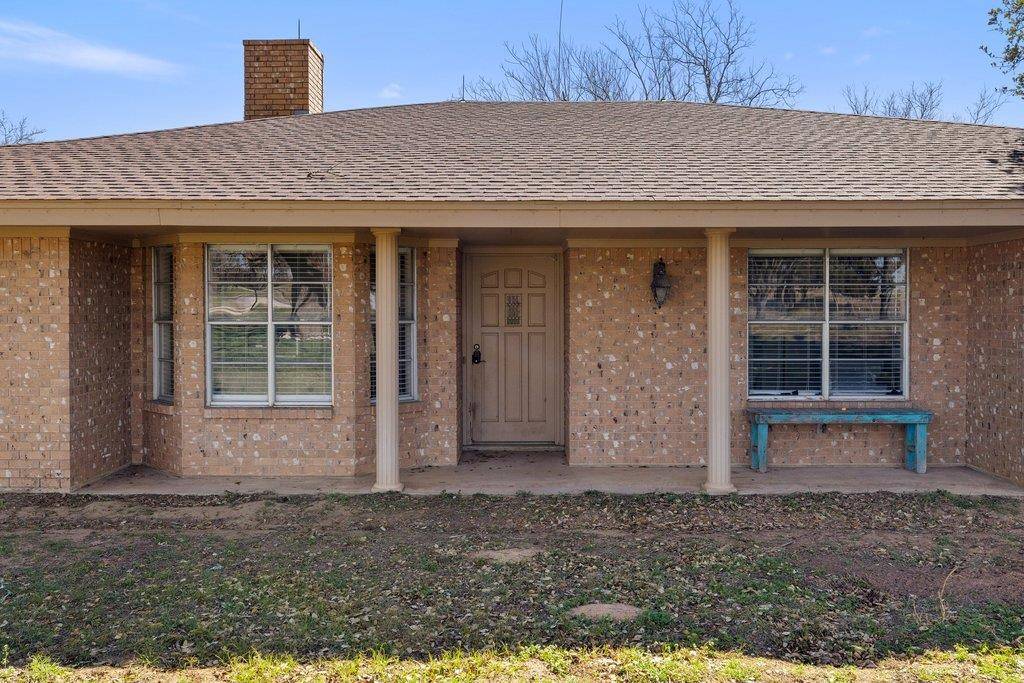 950 S Fm 486, Thorndale, TX 76577