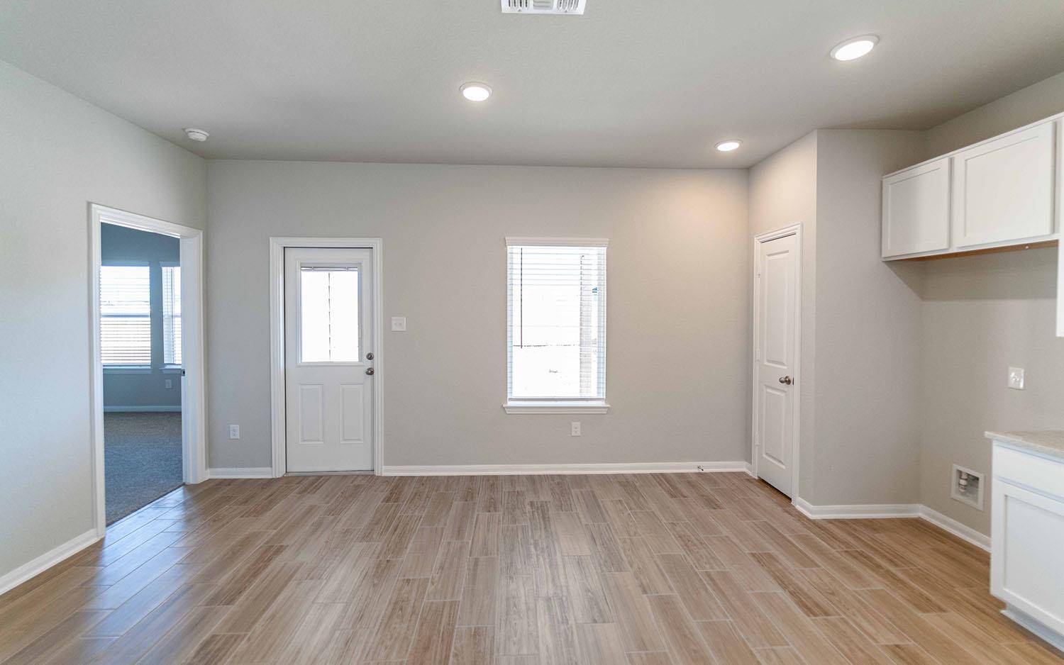 1208 Marvin GRV, Seguin, TX 78155
