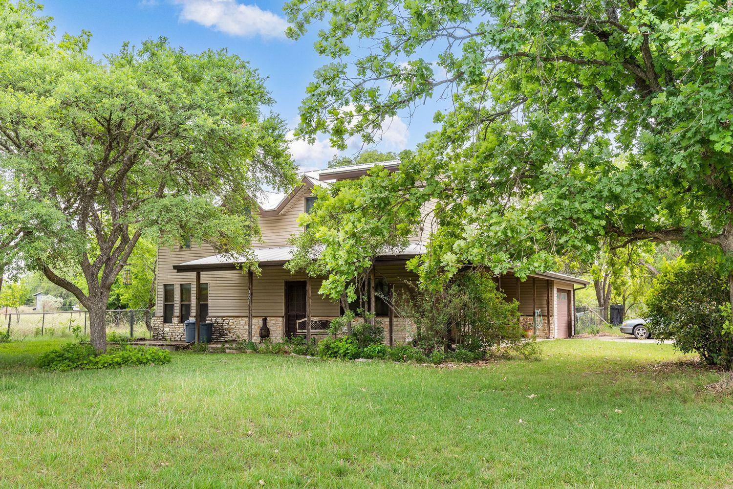 907 Horace Howard DR, San Marcos, TX 78666