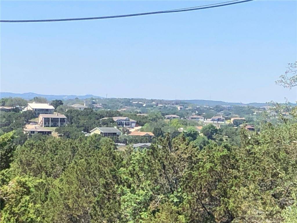 69 Dawn DR, Lago Vista, TX 78645