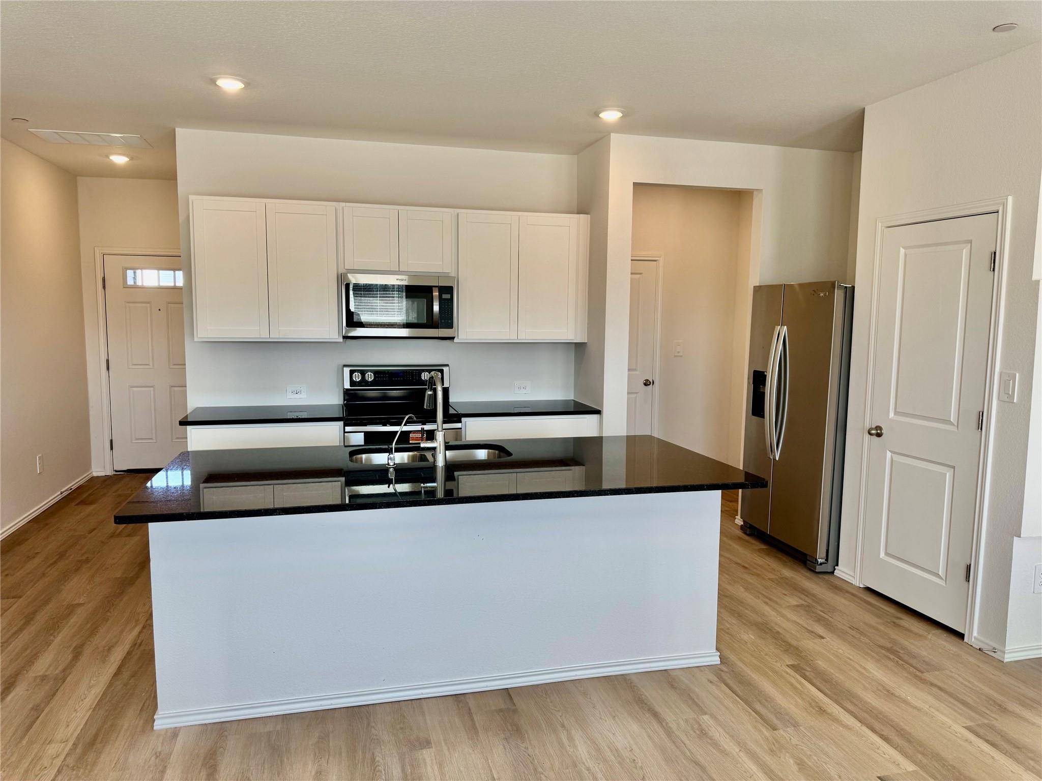 104 Calcite RD #4, Kyle, TX 78640