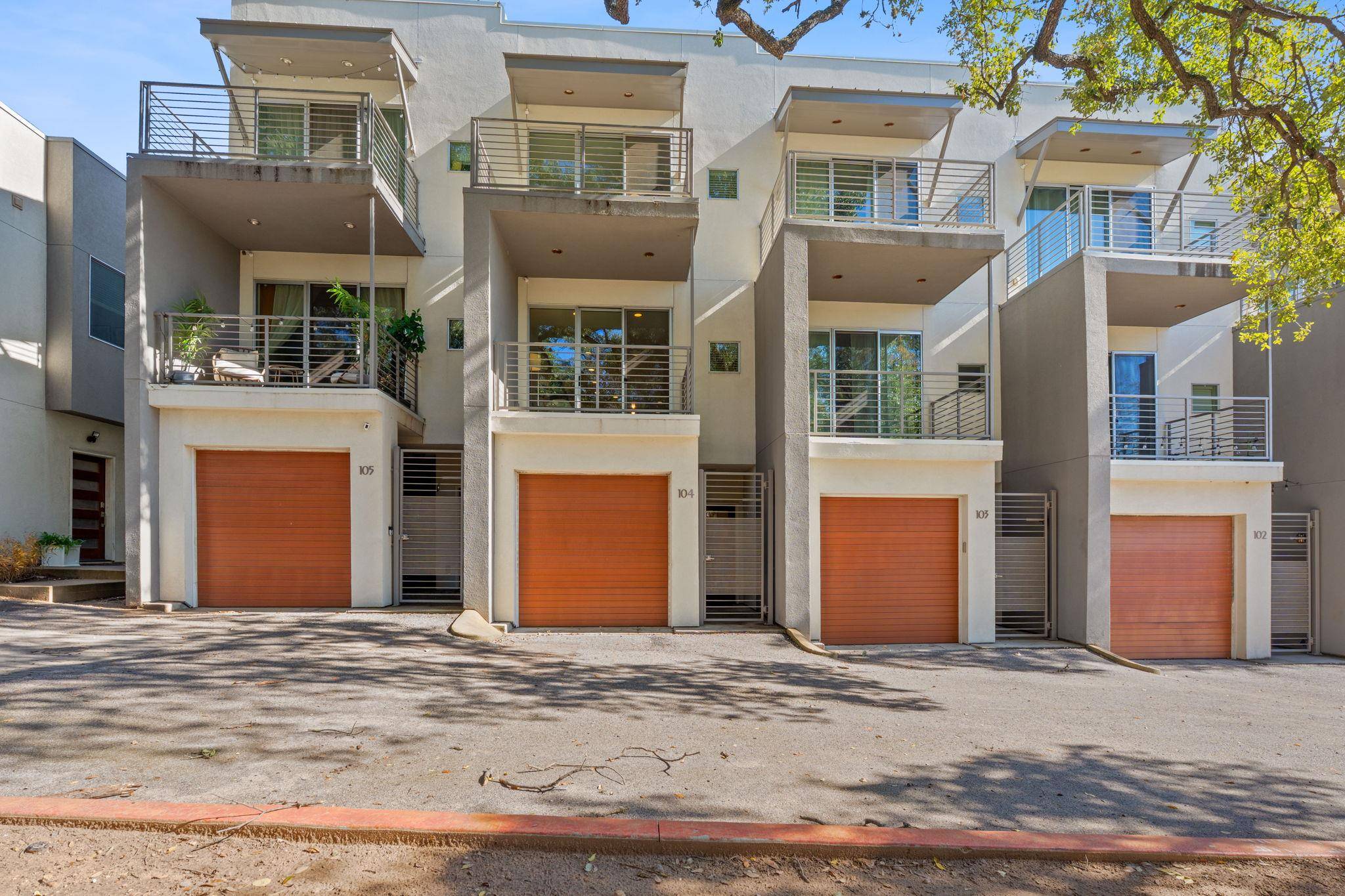 2002 Glen Allen ST #104, Austin, TX 78704