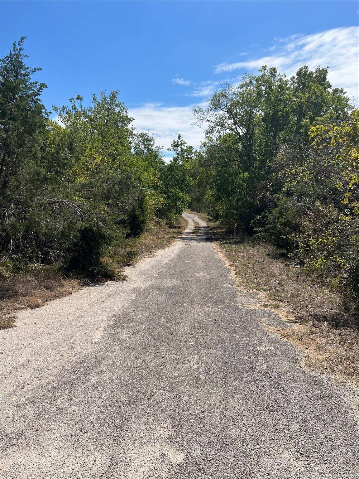 20700 Overland TRL, Lago Vista, TX 78645